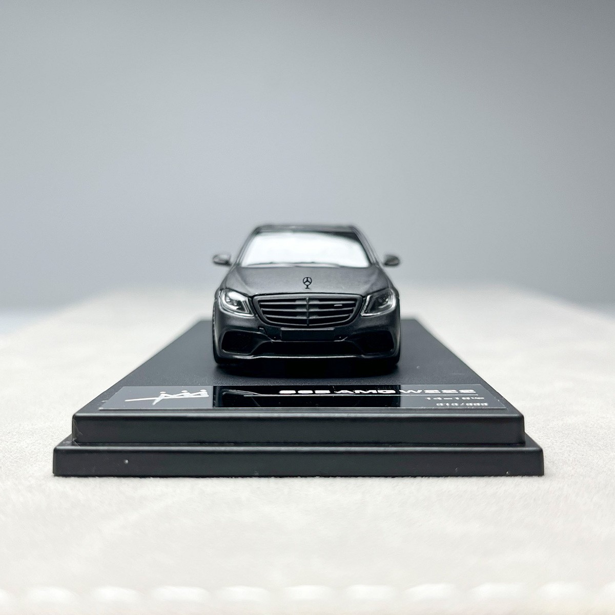 King 1:64 Matte Black AMG S65 W222 Luxury Sports Model Diecast Metal Car New