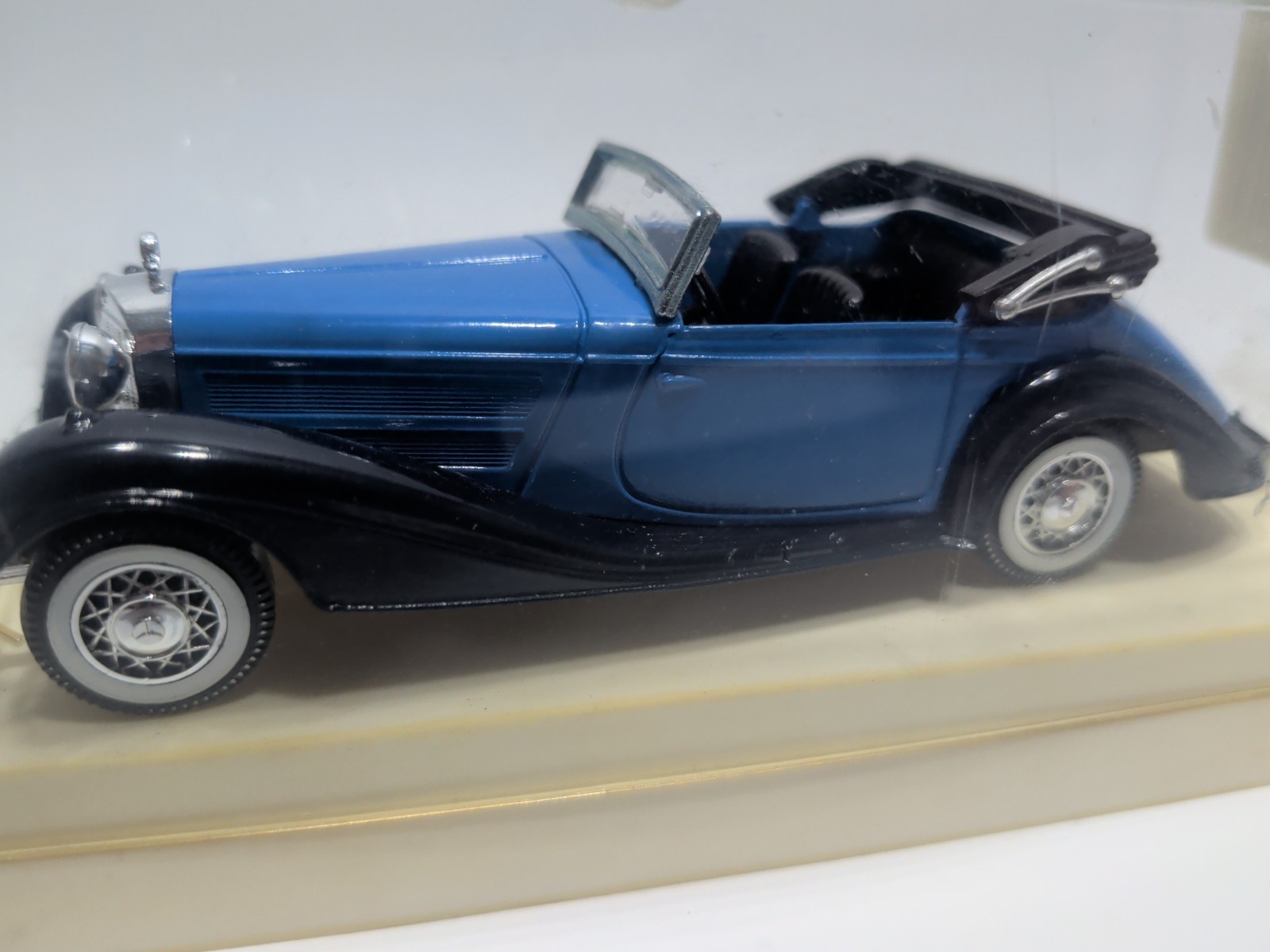 Solido 1939 Mercedes 540K Cabriolet 1:43 Diecast Model #4086