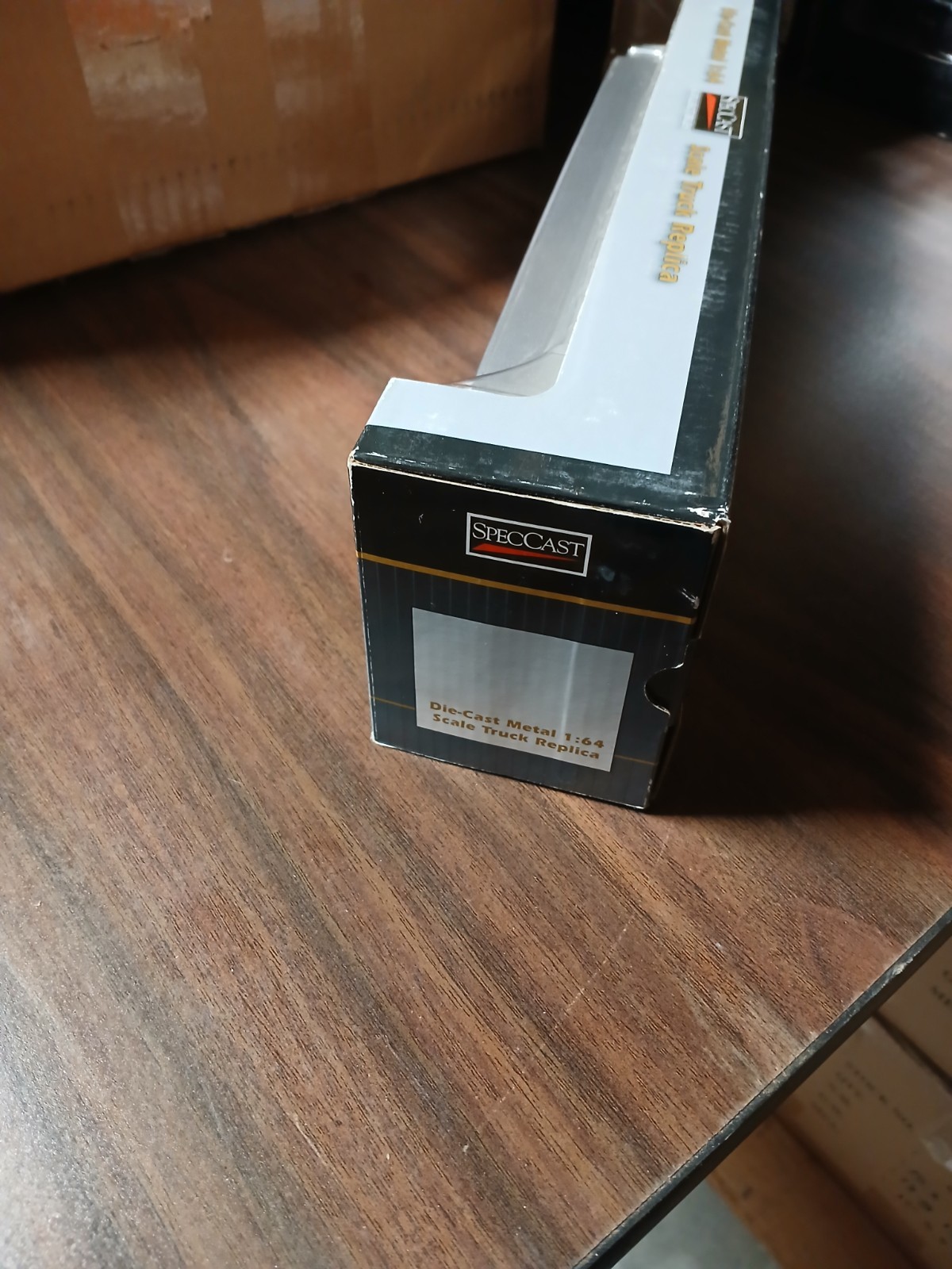 1/64 Diamond Vogel Paint Volvo 770 Semi SpecCast