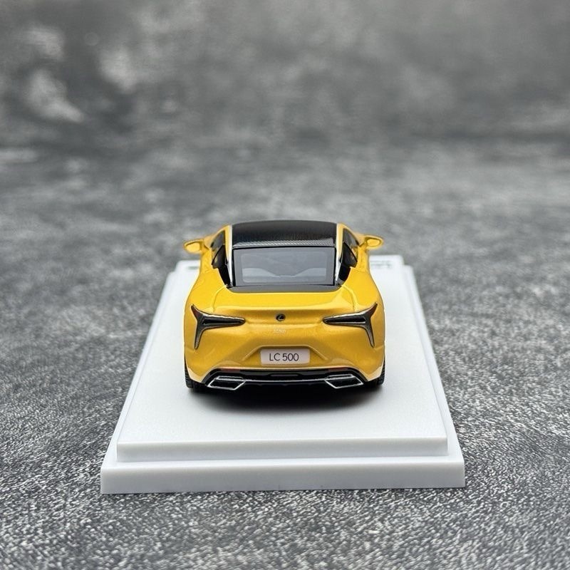 AR Box 1:64 LC500 2018 Luxury Sport Coupe Diecast Model Car Collection Gift Toy