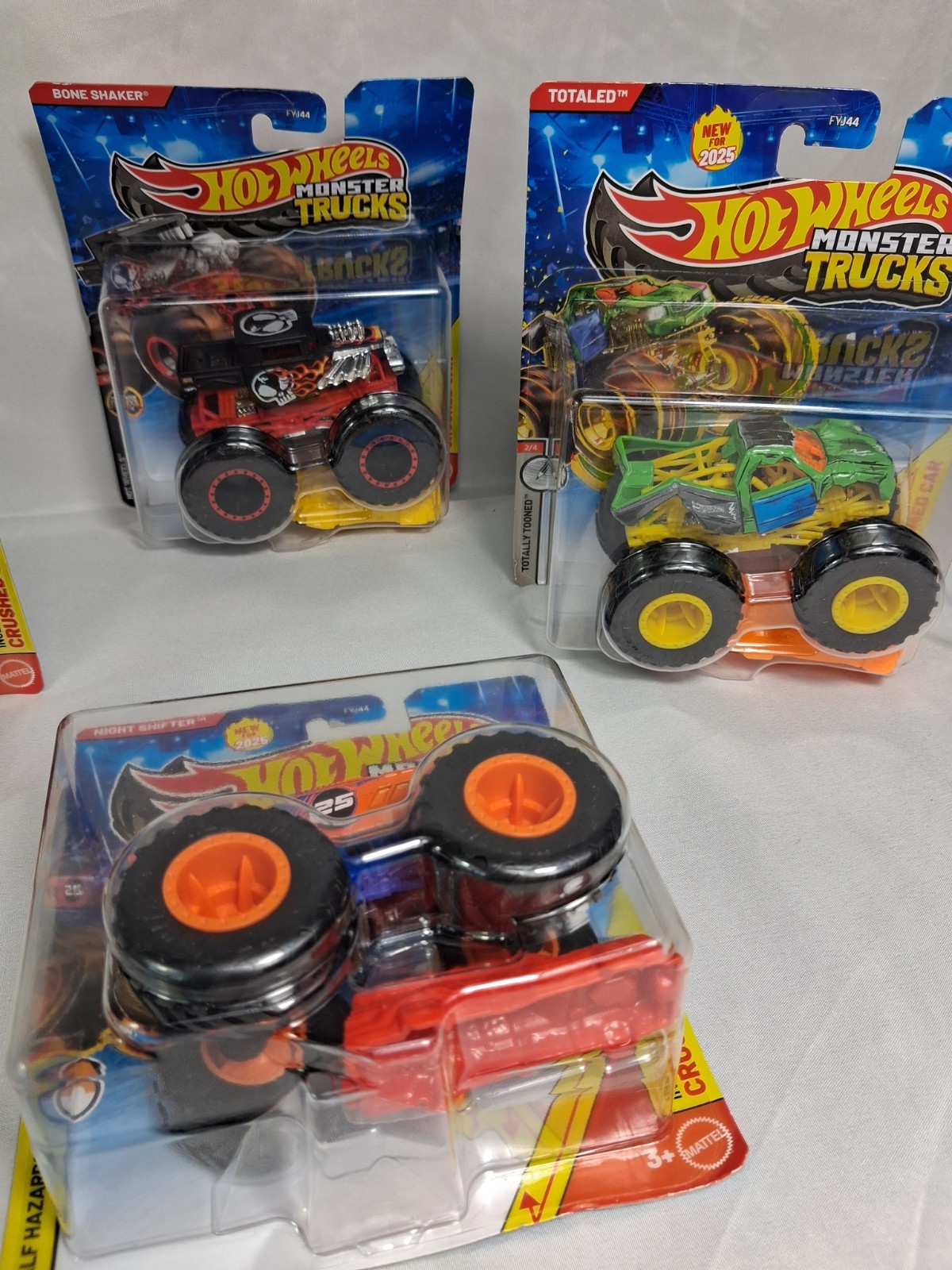 Hot Wheels Monster Trucks Lot of 8 Bone Shaker Snake Bite Hood Crusher…