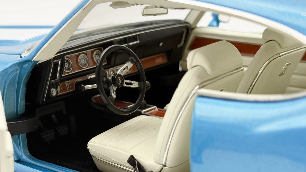 ACME Dr. Olds #6 – 1971 Oldsmobile 442 – W30 Viking Blue 1/18 1 of 442