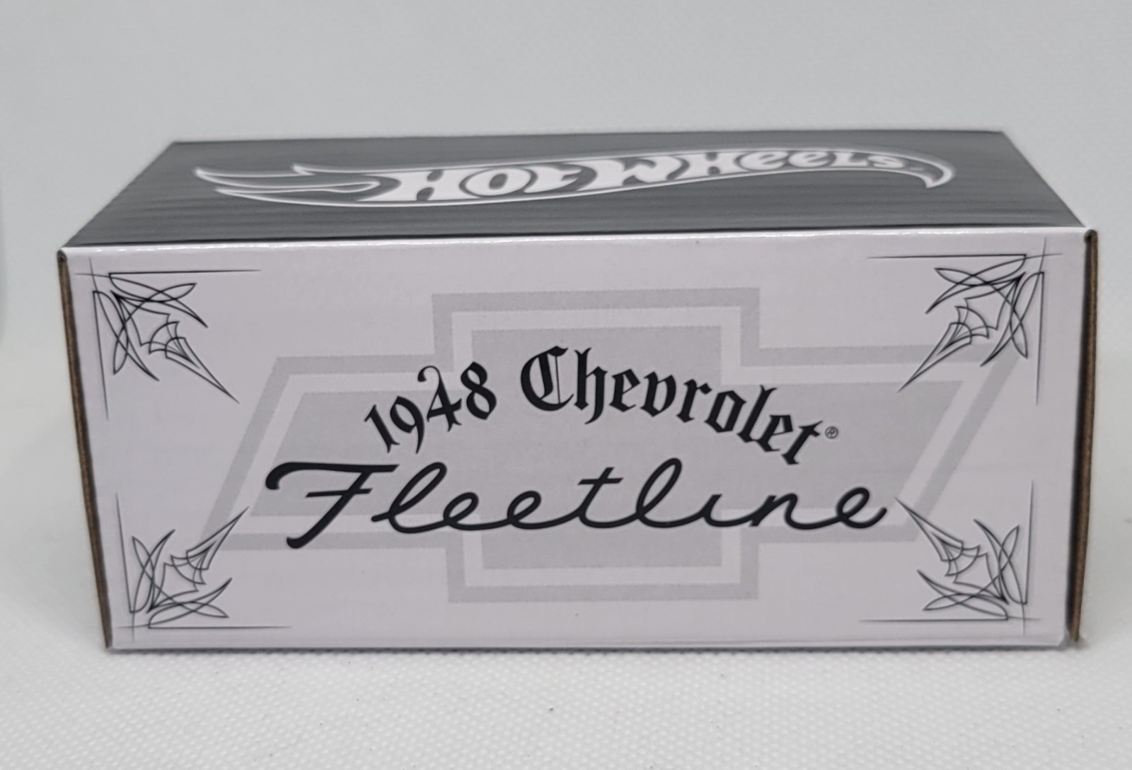 Hot Wheels RLC 1948 Chevy Fleetline Lowrider – Chrome Chase