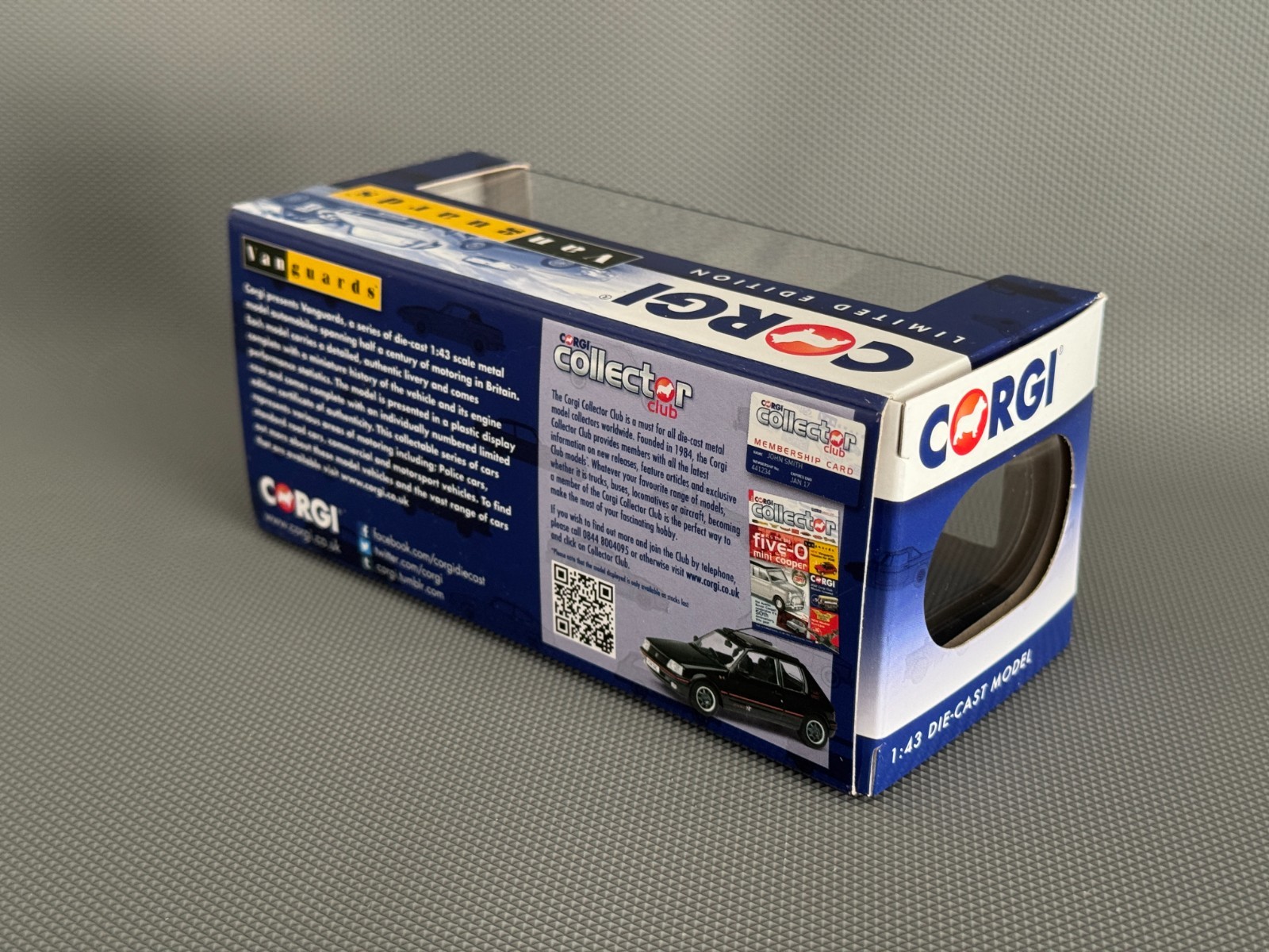 Corgi Vanguards Vauxhall Carlton MK2 2.6Li West Mercia Police 1:43 VA14005