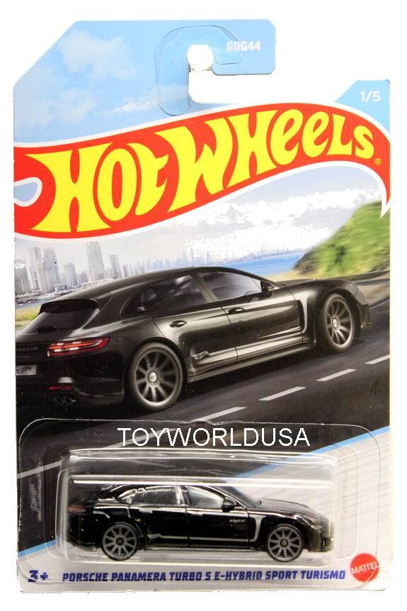 2022 Hot Wheels Luxury Sedans Series #1 Porsche Panamera Turbo S E-hybrid Sport