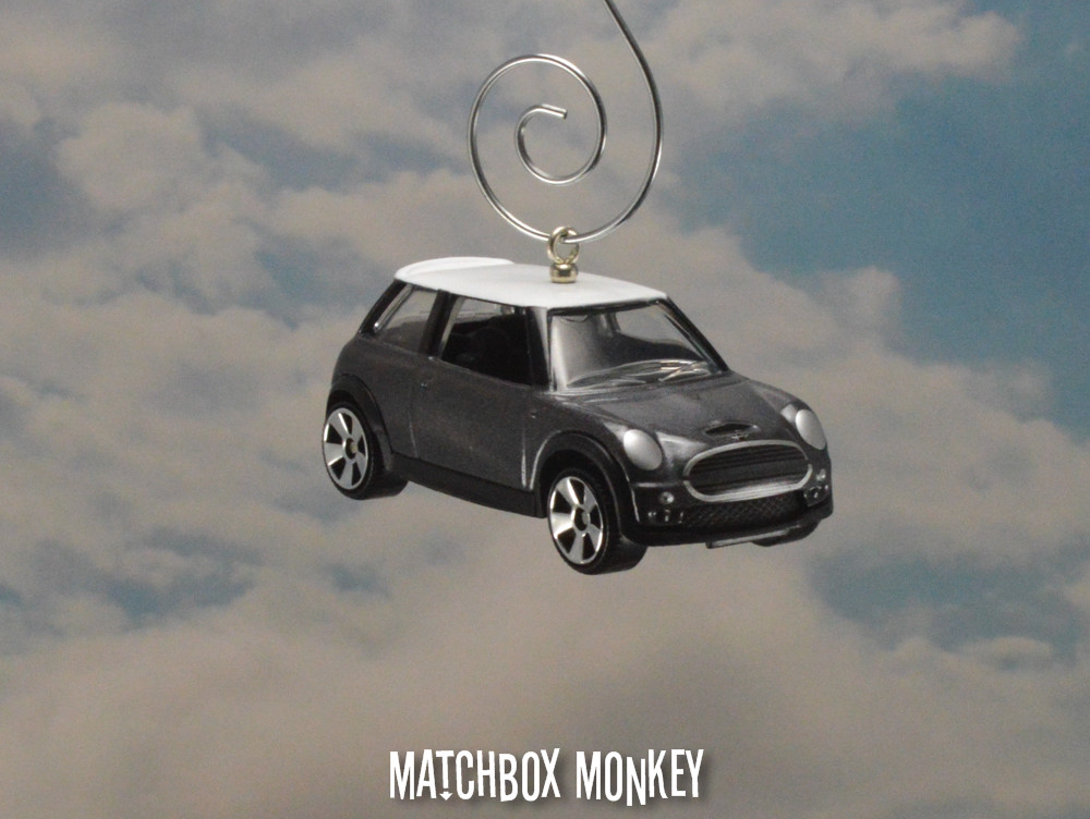 Deluxe Gray Hard Top Austin Mini Cooper S Christmas Ornament 1/56th BMW Adorno