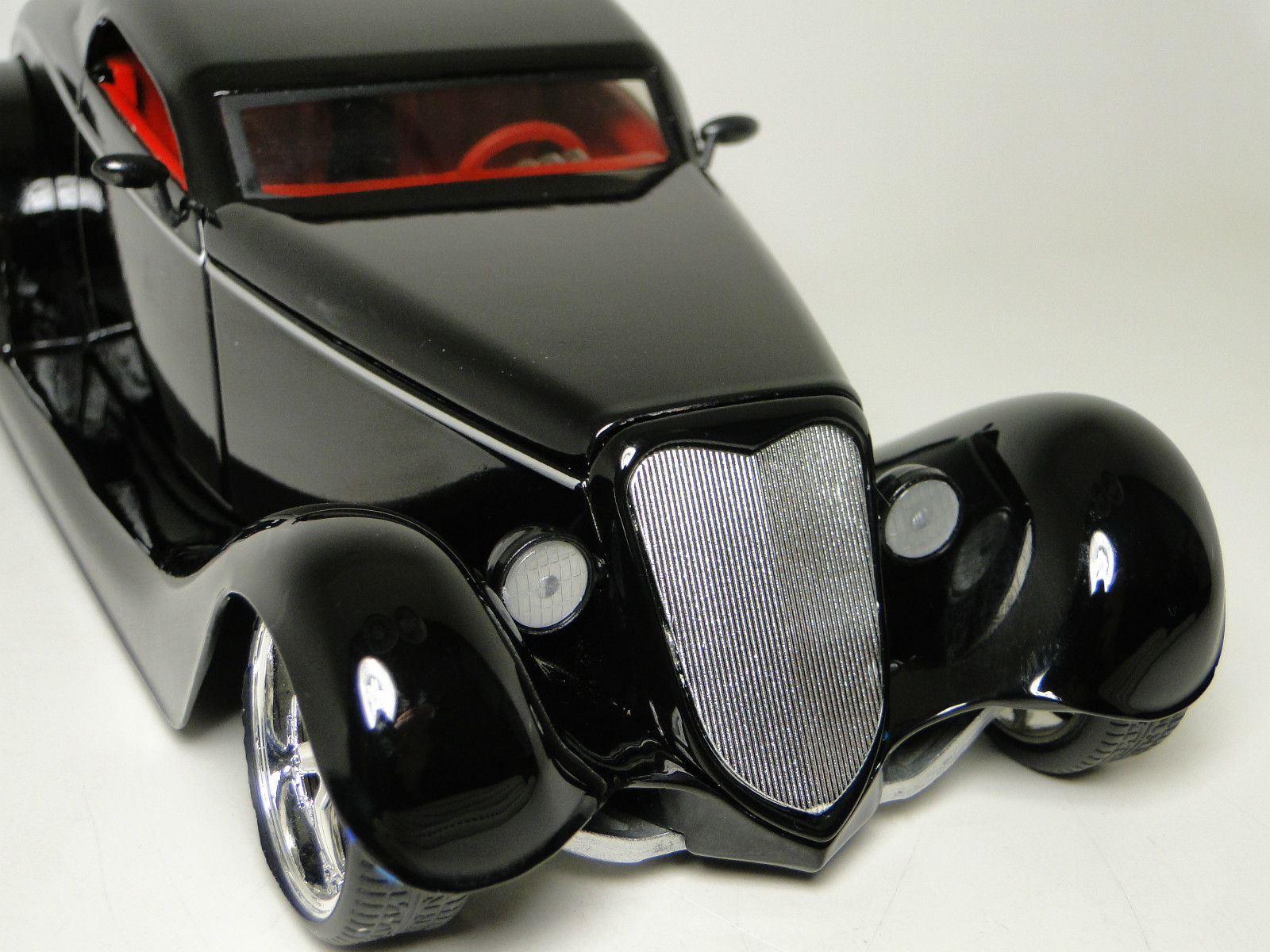 Ford Dragster Hot Rod Race Car1930Custom Built1 24Chopped Drag12Carousel Black18
