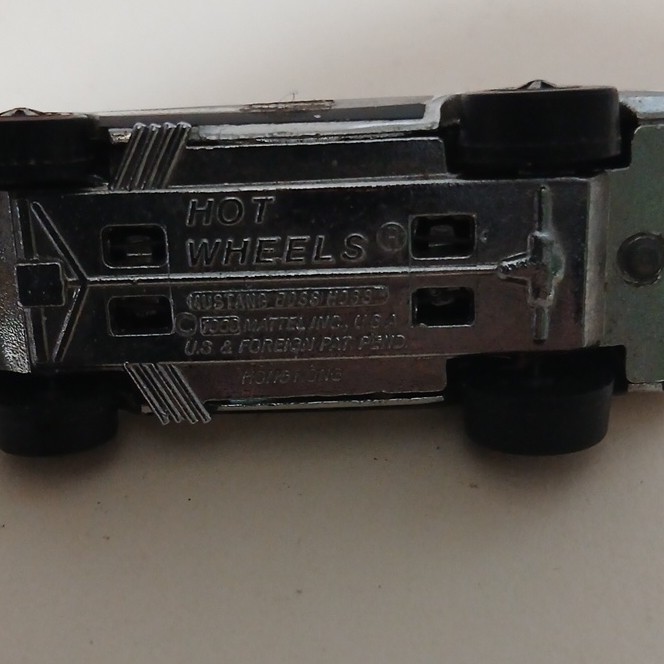 Hot Wheels Redlines 1969 Mustang Silver Diecast Car 1:64 Redline Wheels