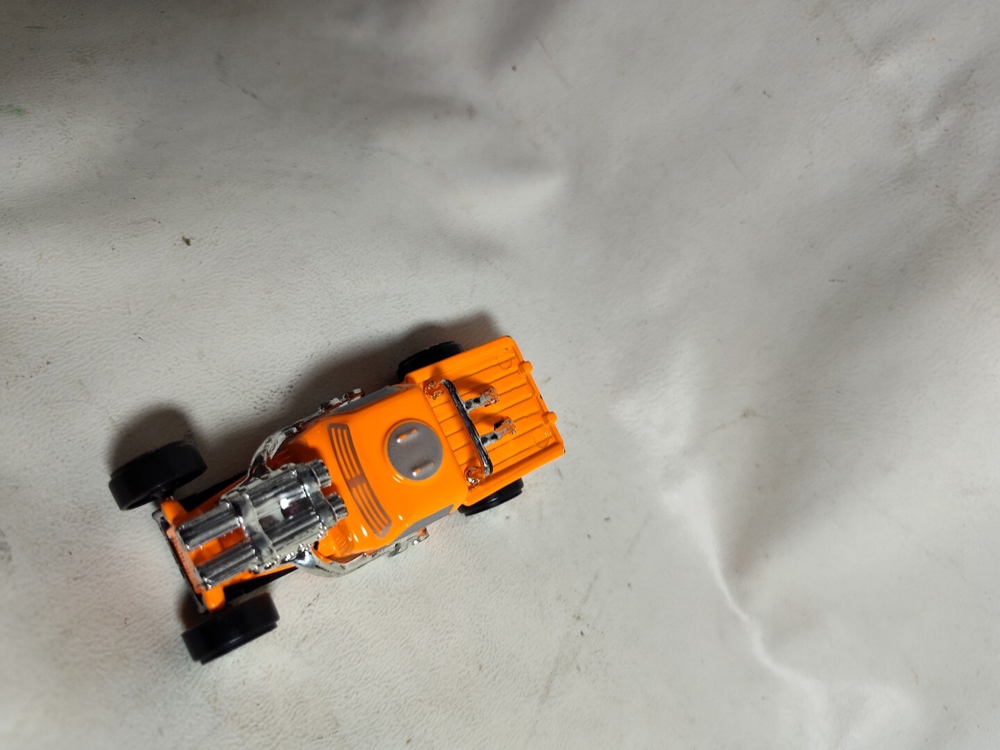 Orange Maisto Leadslinger 1:64 Scale Vehicle