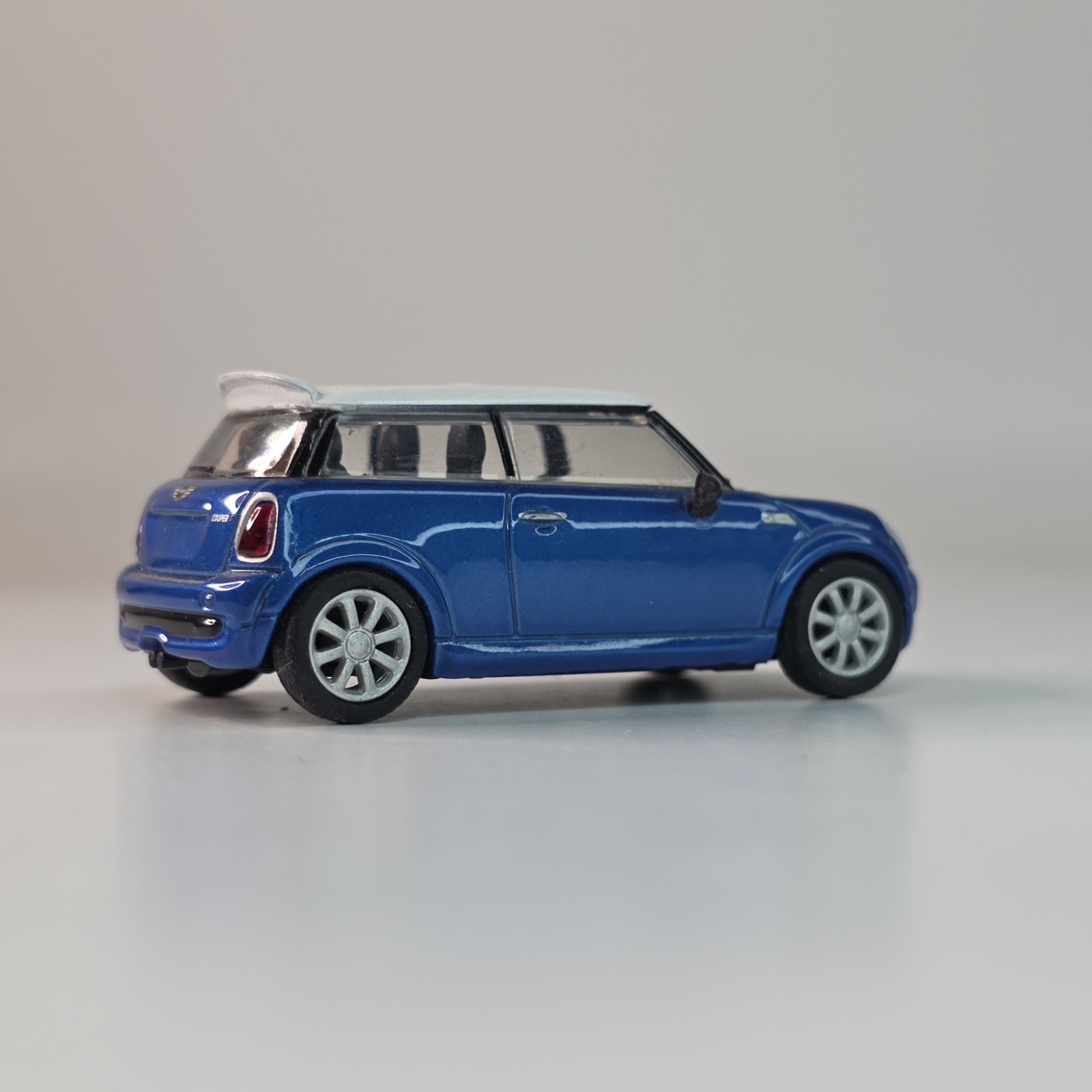 1:60 Scale Mini Cooper S Hatchback Toy