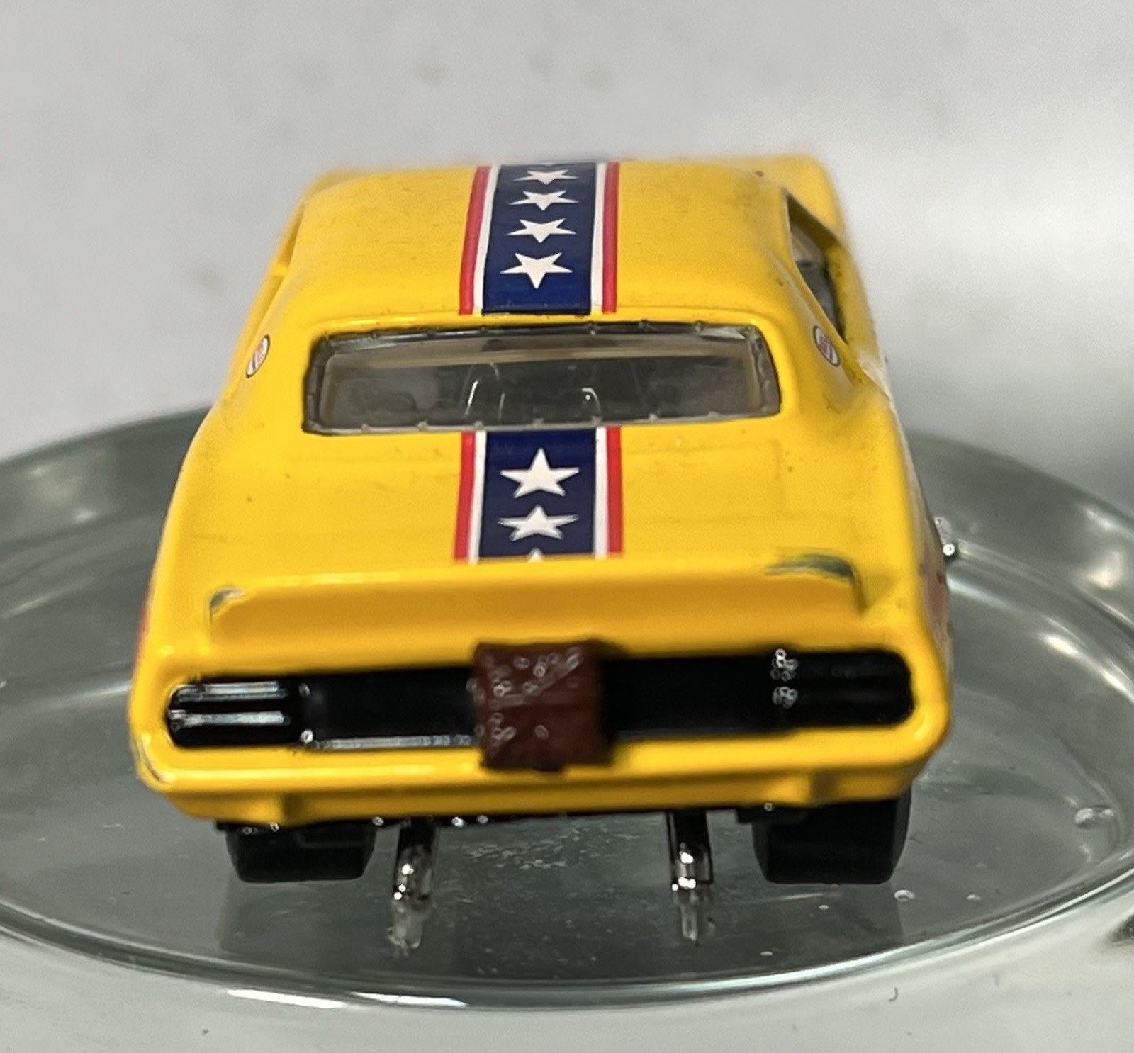 1:64 Hot Wheels LE Don The Snake Prudhomme Plymouth Barracuda Funny Car Yellow