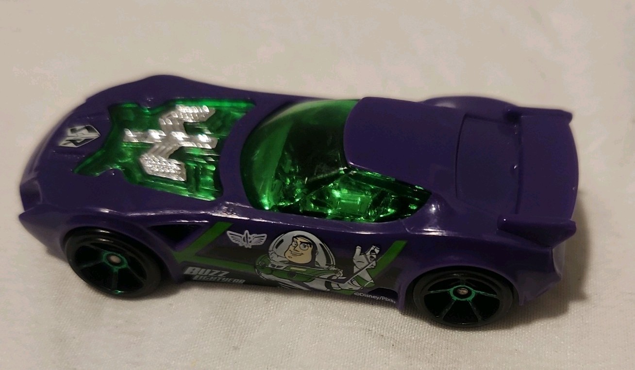 Hot Wheels 1:64 Diecast Cars Pick Your Model Assorted Licensed Characters