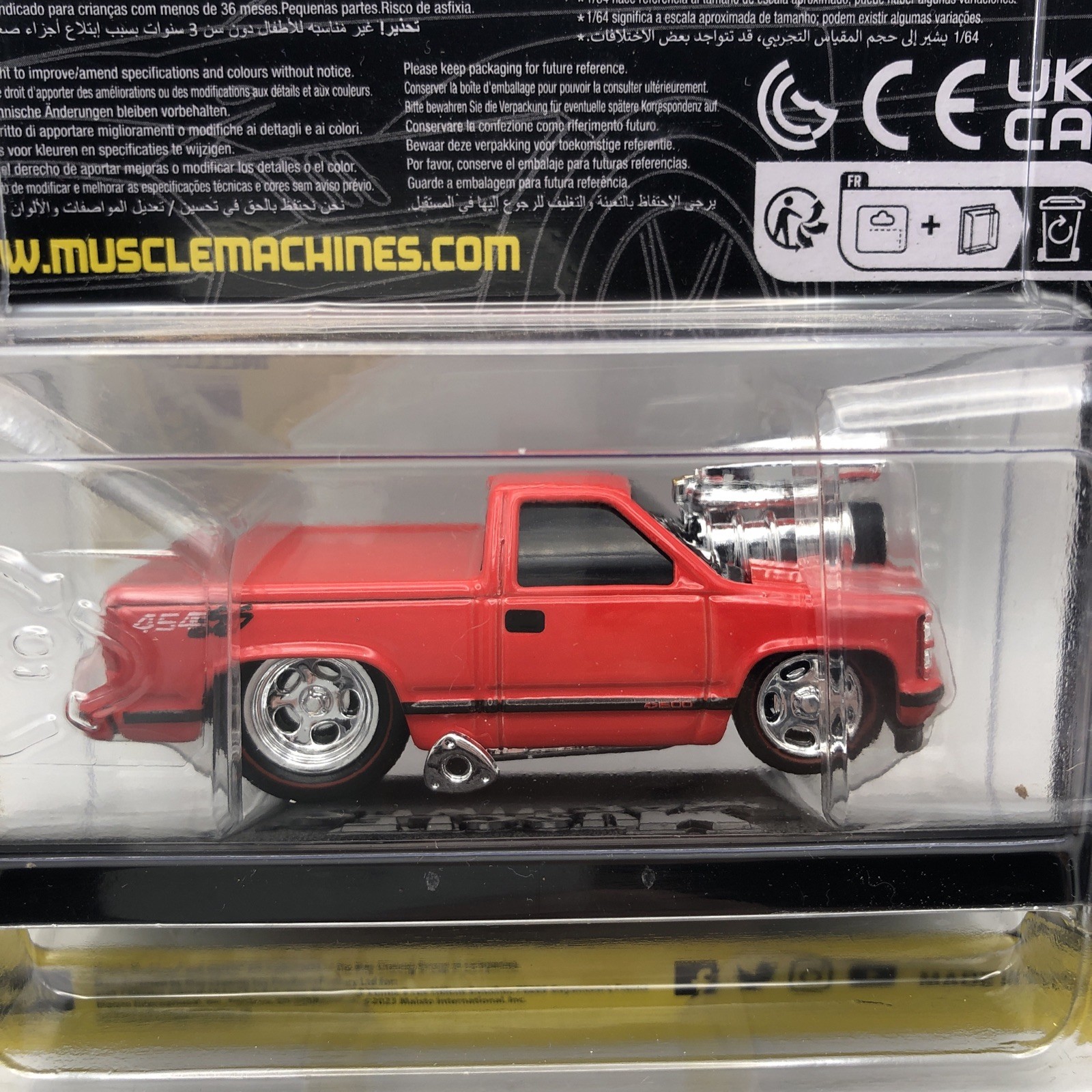 1993 Chevrolet 454 SS Pickup Truck Red 1/64 Diecast Model Car Muscle Machines