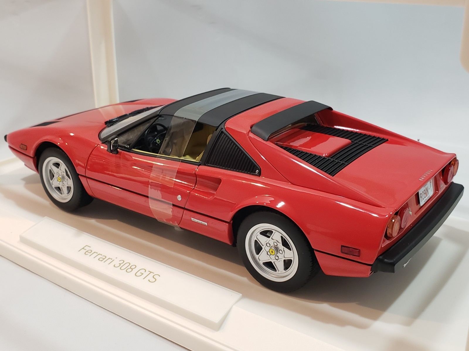 NEW 1/18 FERRARI 308 GTS Magnum P.I. Diecast Model Car Collectible 187930 Norev