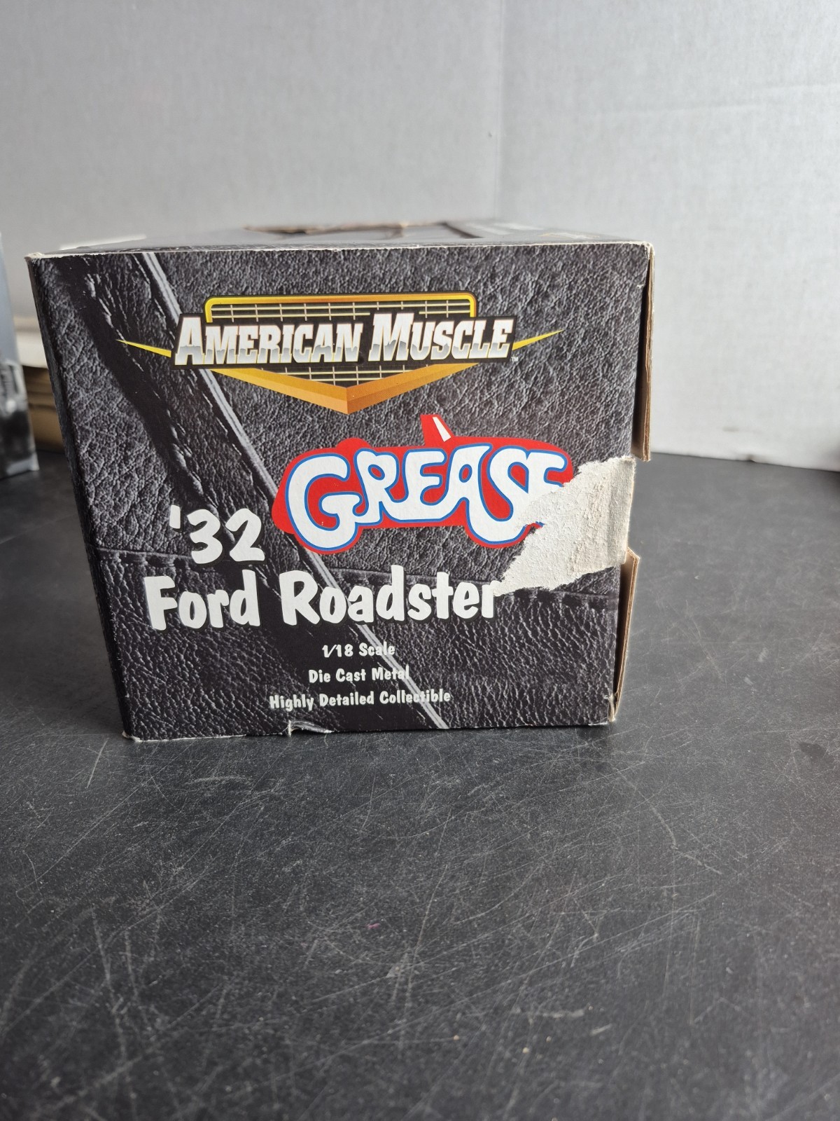 AMERICAN MUSCLE ’32 FORD ROADSTER “RAT ROD” DieCast Car Limited Edition