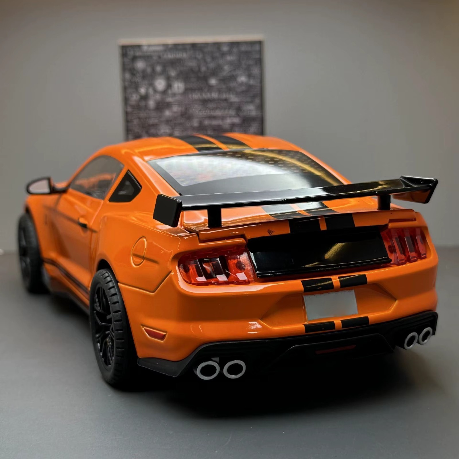 NEW 1:18 FORD Mustang GT500 Diecast Alloy Metal Car Model Collectable Toy NEW