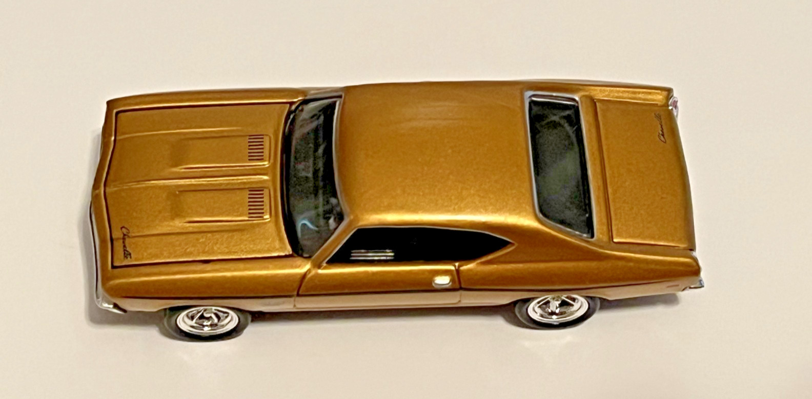 1:64 Hot Wheels Premium 1969 Chevy Chevelle SS 396 Bronze with Black Stripe