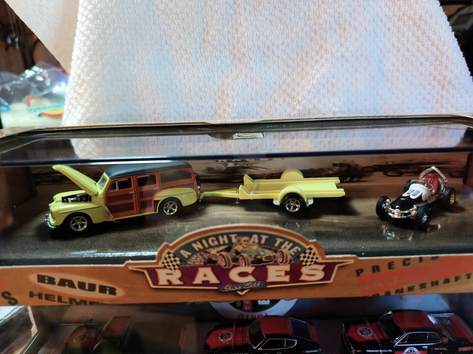 Hot Wheels A Night at the Races ’48 Woodie and 60’s Sprint Car. First Run Tool!