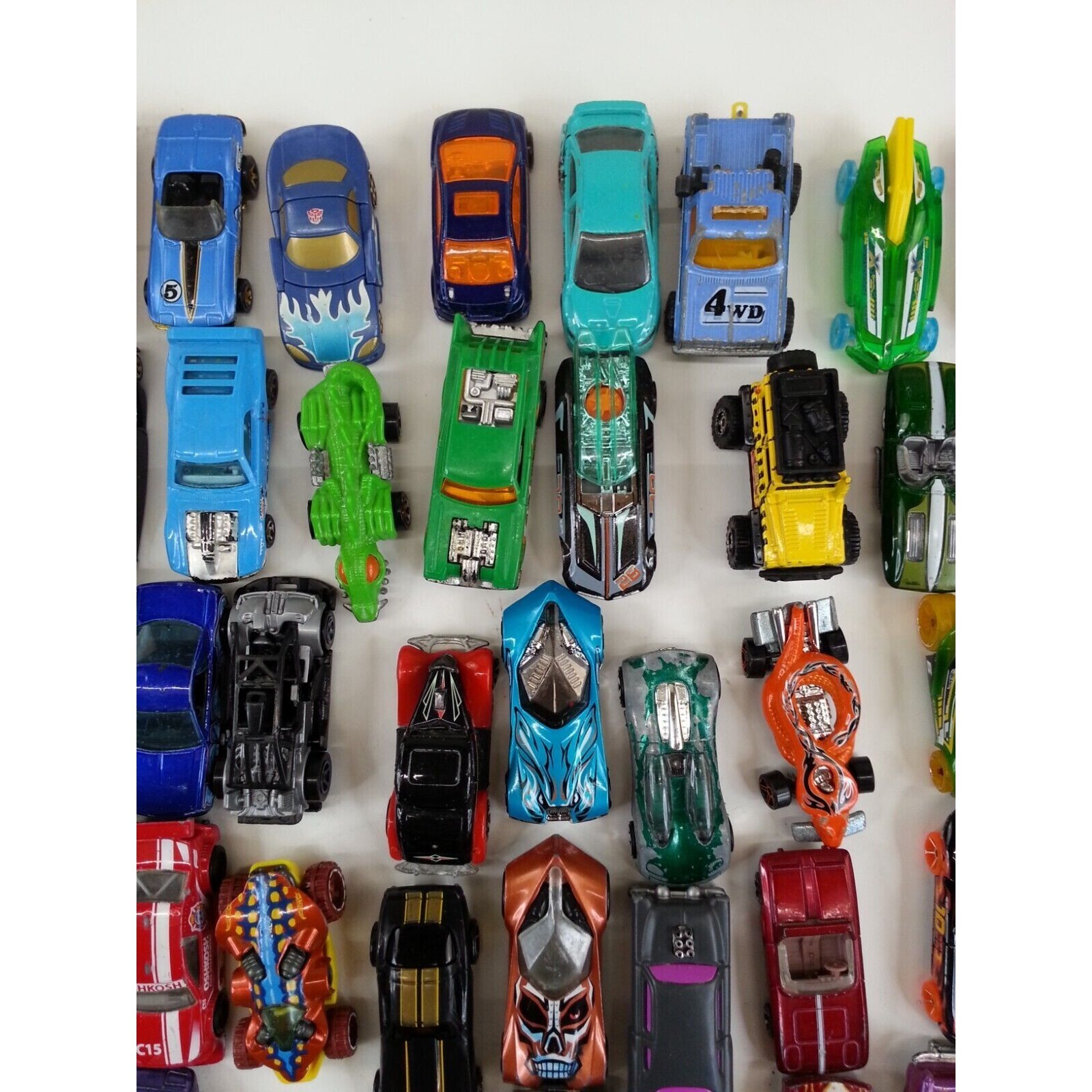 147pc Car Truck Vehicle Lot Matchbox Hot Wheel Maisto Mattel