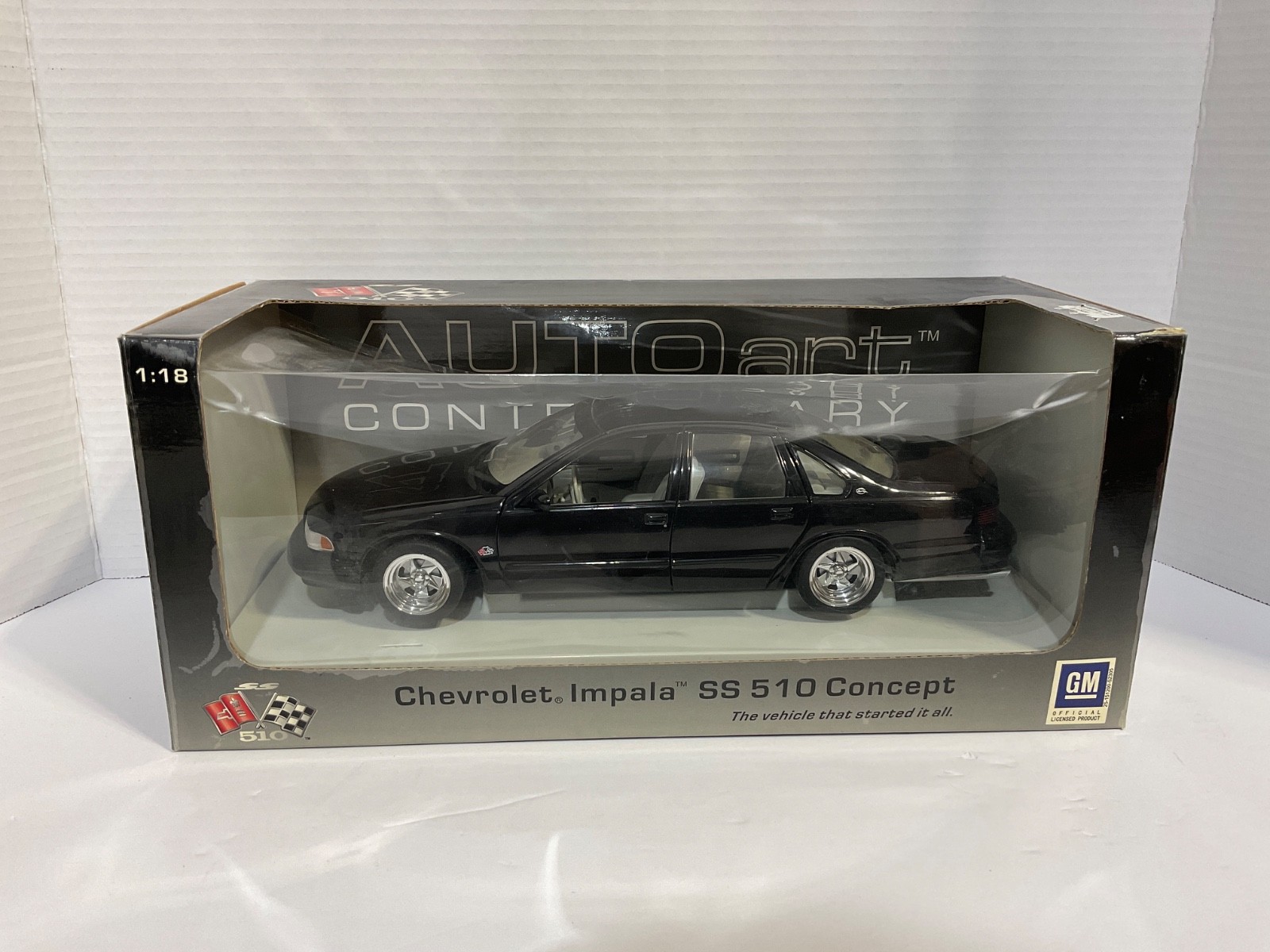 1:18 AUTO ART CONTEMPORARY CHEVROLET IMPALA SS 510 CONCEPT BLACK ON GREY