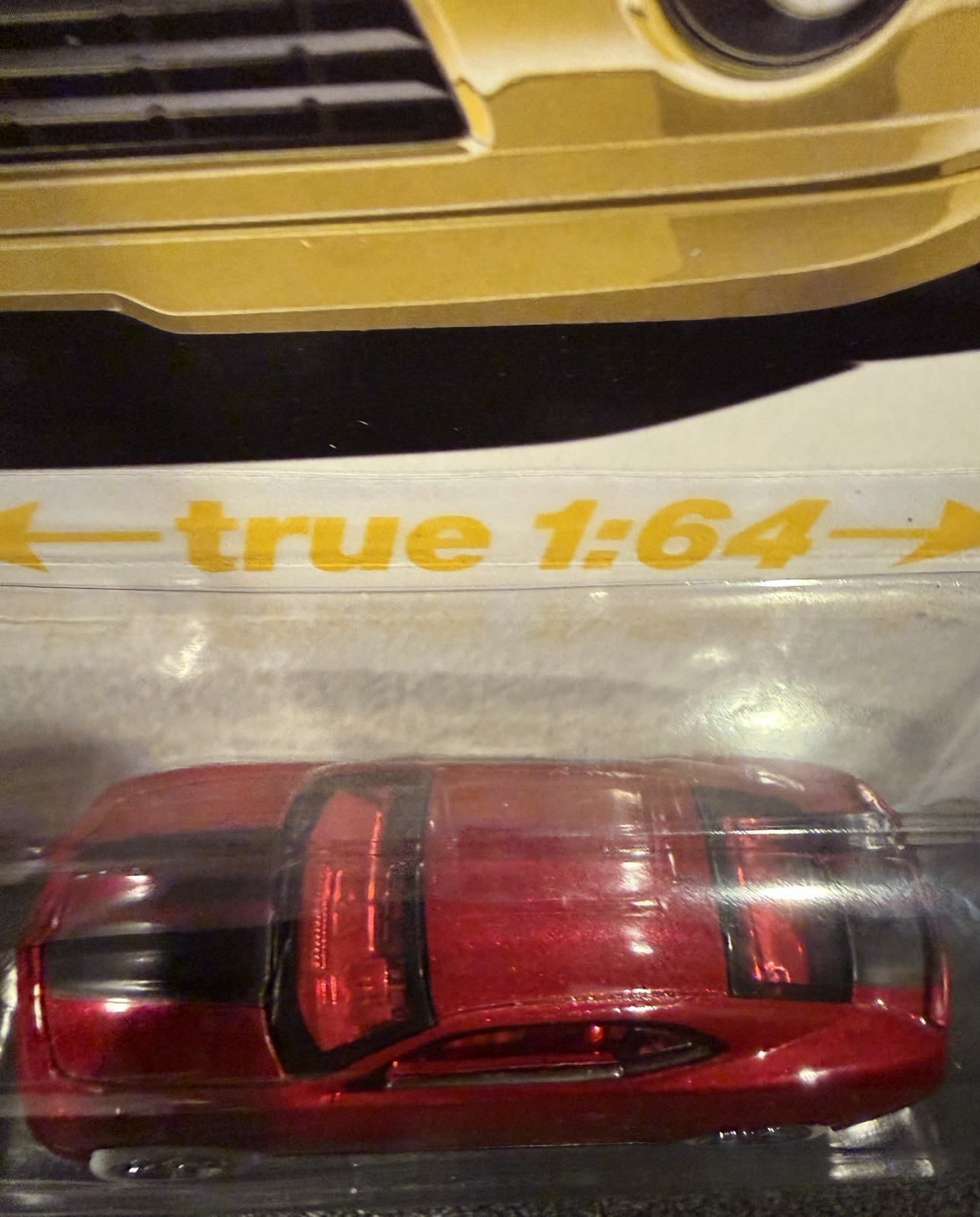 2024 New Auto World ULTRA RED Chase 2010 Chevy Camaro RS/SS & Yellow Version HTF