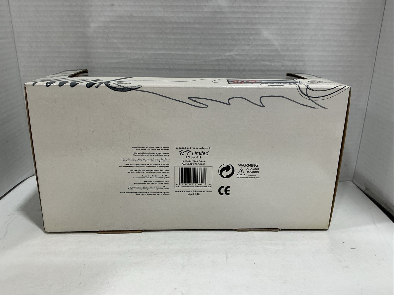 UT Mako Shark 1961 Chevrolet Corvette Concept 1:18 Diecast (NEW NIB)