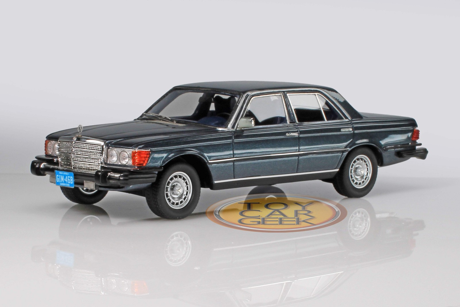 1978 Mercedes-Benz 300SD Turbo Diesel W116 US Version 1:43 Matrix Scale Models M