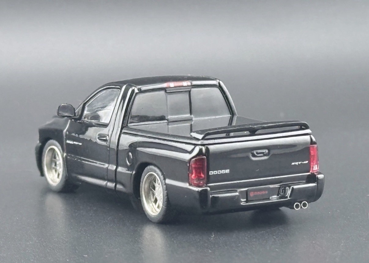 SHOOM64 2003 Dodge Ram SRT-10 Pickup Black 1/64