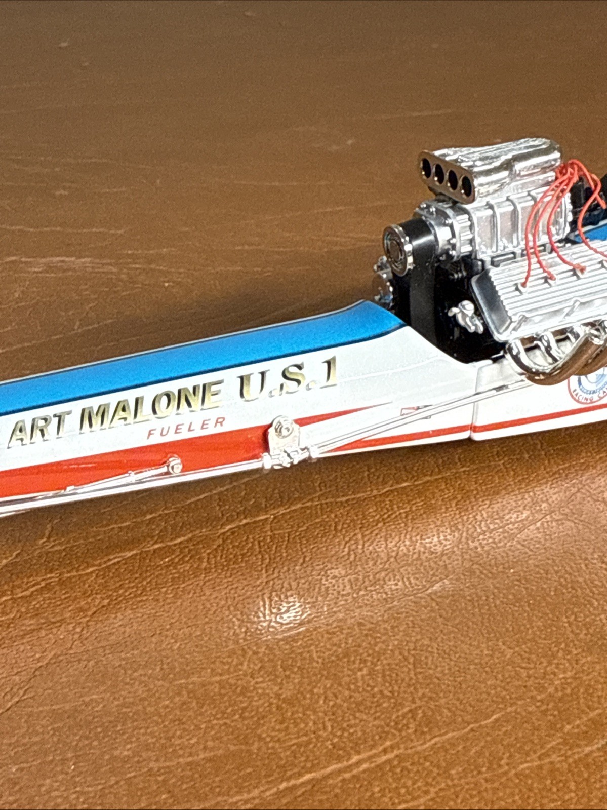1320 THE DIGGERS Art Malone U.S. 1 Fuel Dragster 1:24 SCALE 6th in the Series