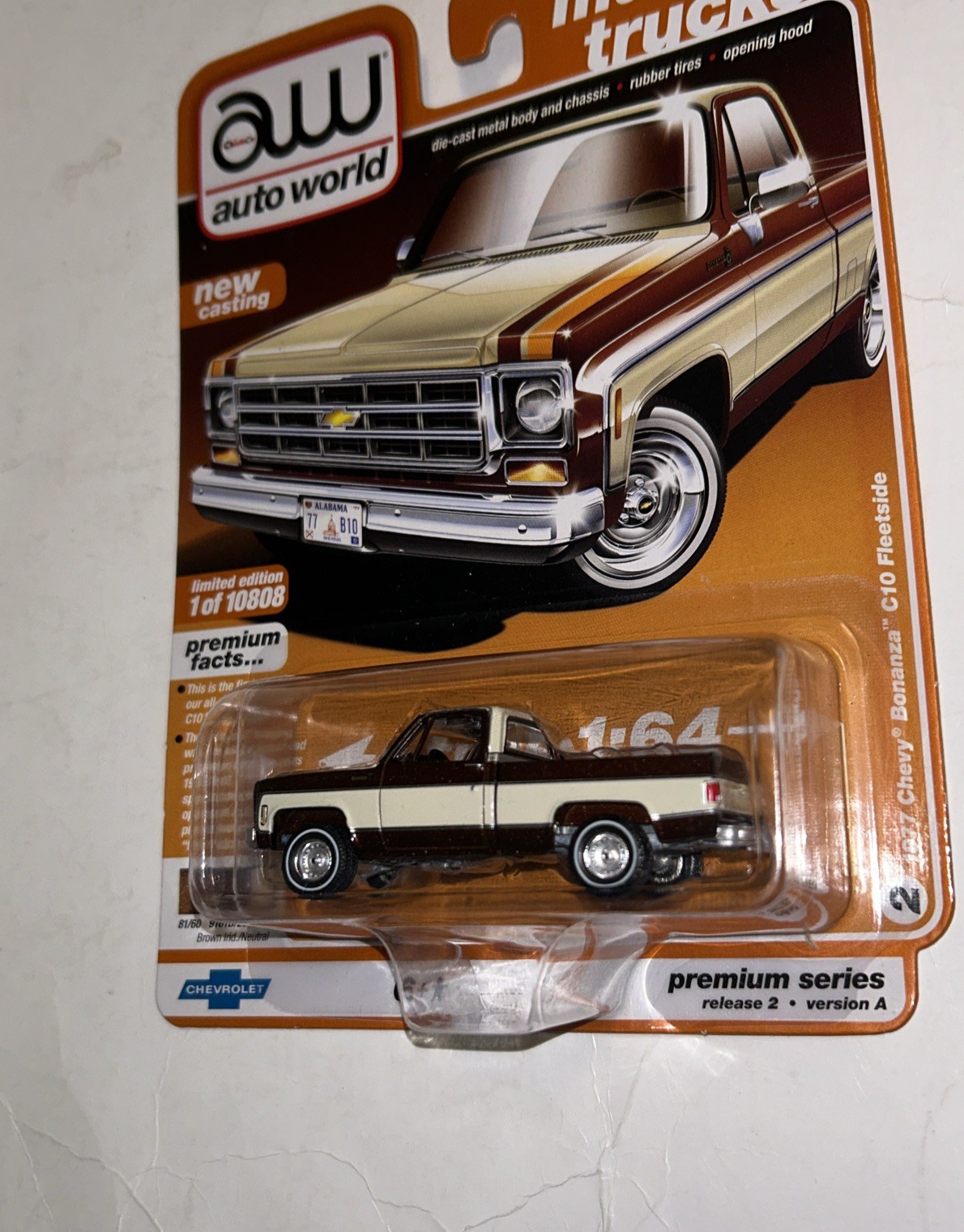 AUTO WORLD 1977 CHEVY BONANZA C10 FLEETSIDE 2020 Brand New