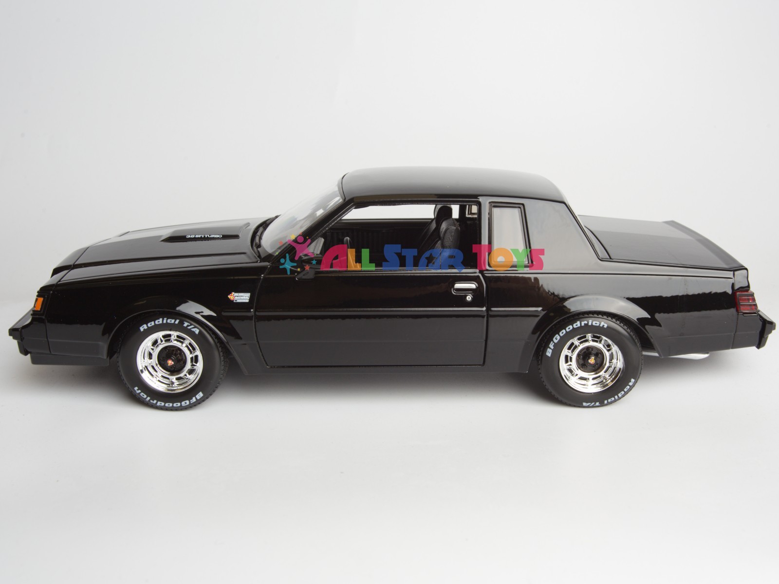 1987 BUICK REGAL GRAND NATIONAL BLACK 1/18 DIECAST MODEL CAR MAISTO 31479