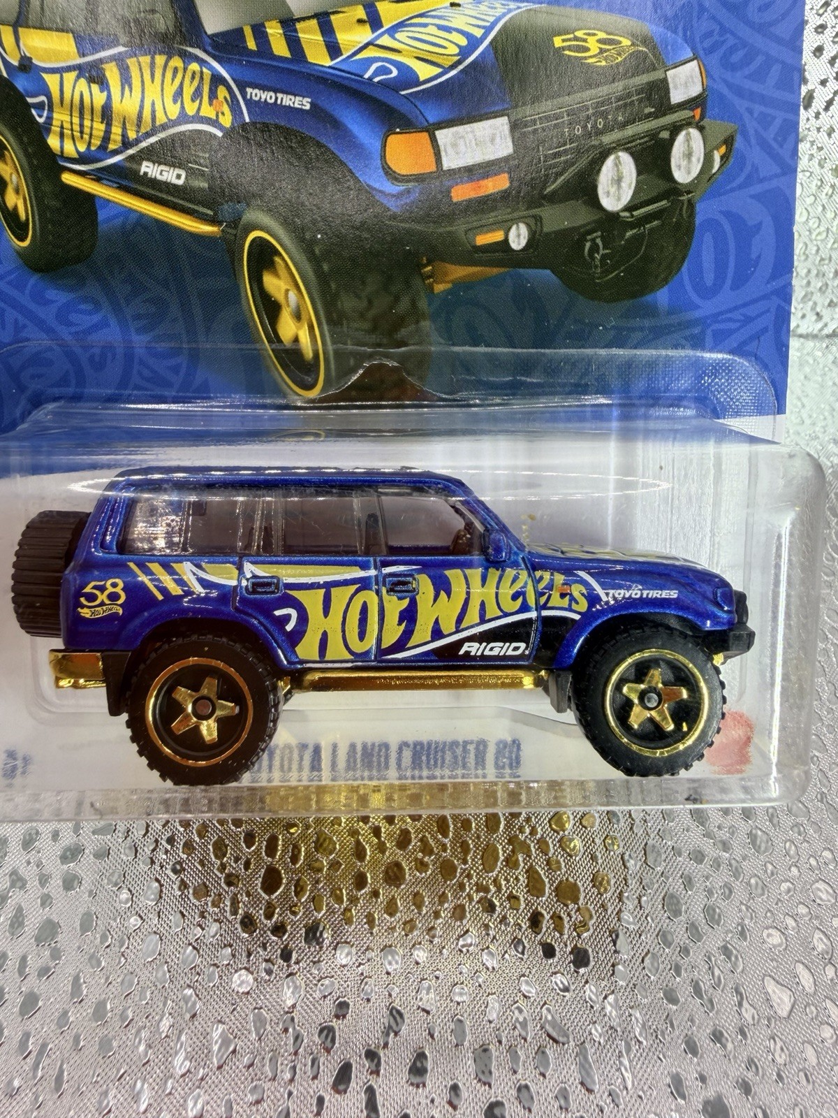 Toyota Land Cruiser 80 2/6 JKX88 Hot Wheels 2026 58th Anniversary BLUE & GOLD