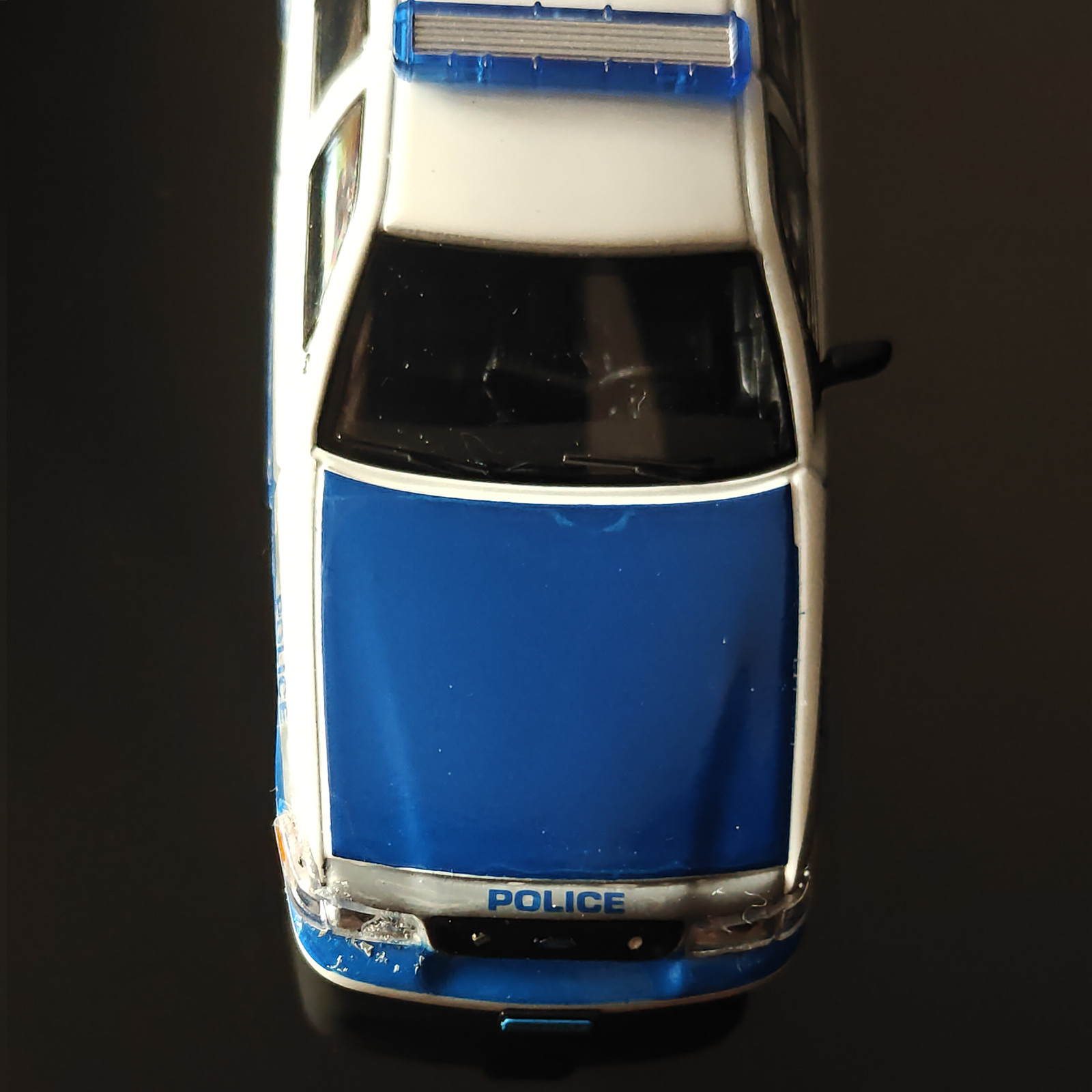 WEPD 1/64 BPD Victoria Crown Scale CarModel Custom with LED Lights（defective）