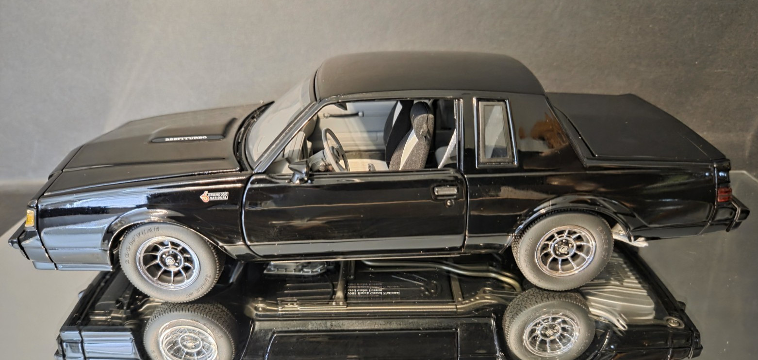 GMP, 1985 Buick Grand National, Black, 1:24 Diecast