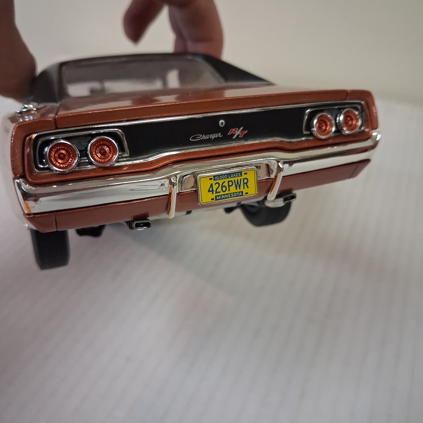 AUTO WORLD 1/18 Diecast BRONZE 1968 DODGE CHARGER R/T SPECIAL 1 OF 1002 Copper