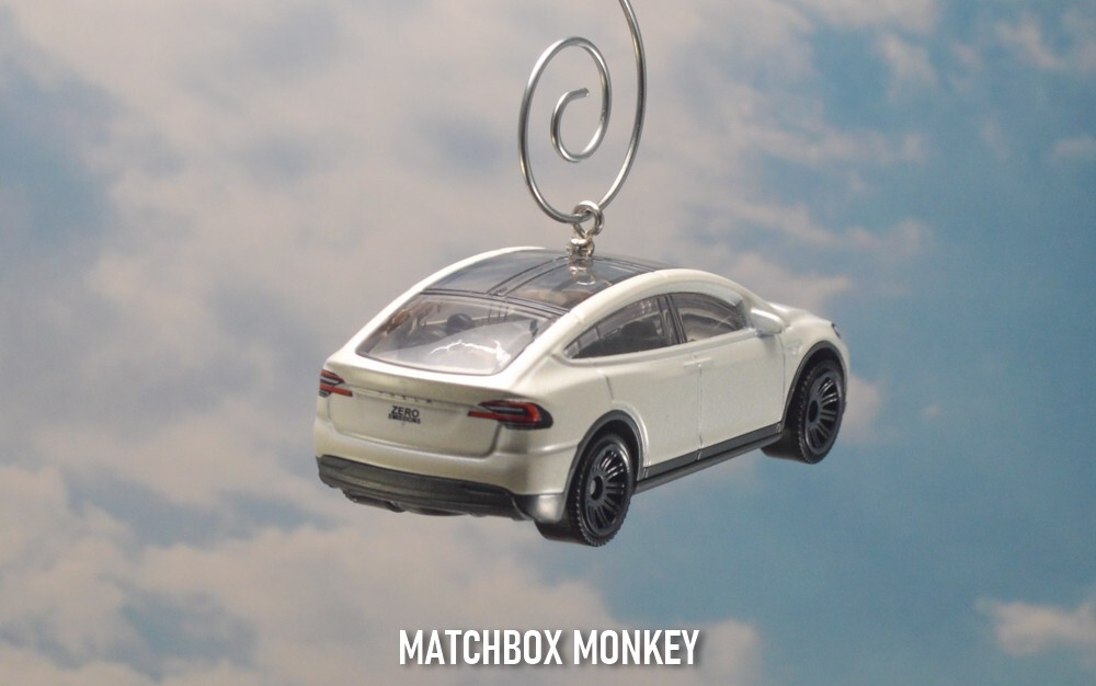 NEW Tesla Model X Electric SUV Crossover Car Christmas Ornament 1/64 Elon Musk
