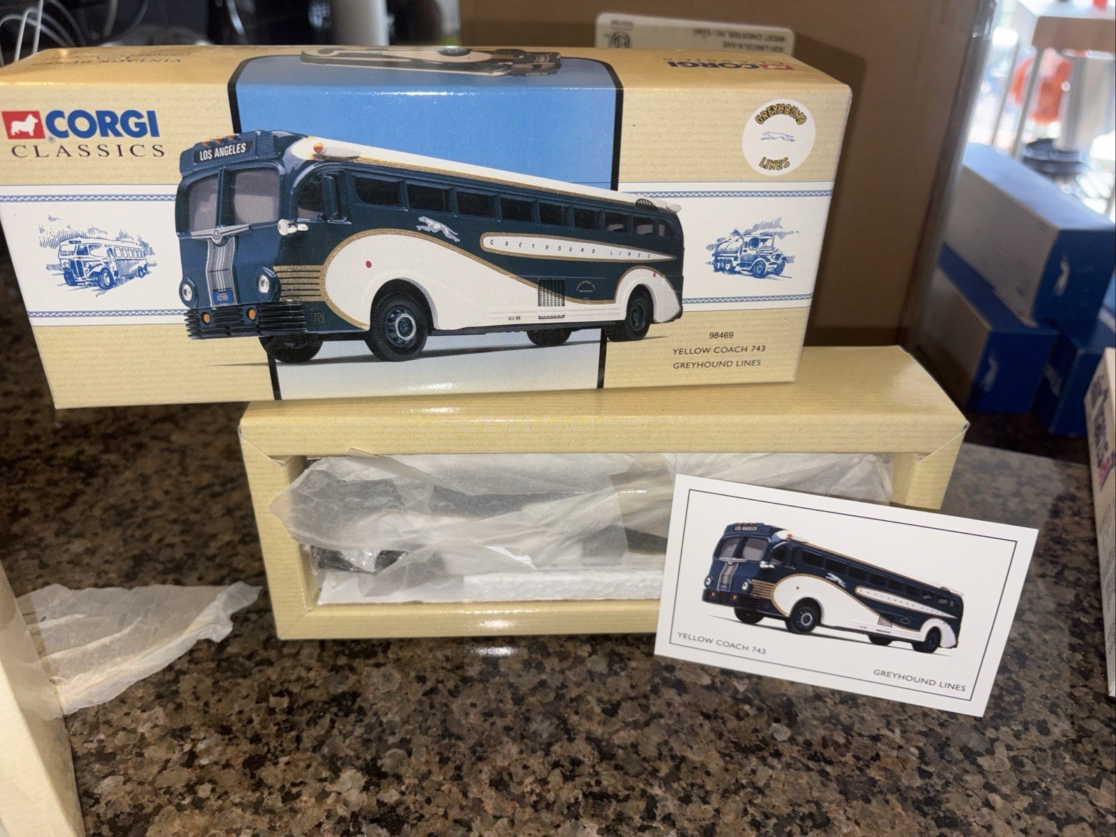 Corgi Classics Yellow Coach Bus Blue 743 Greyhound Lines #98469 And #98461