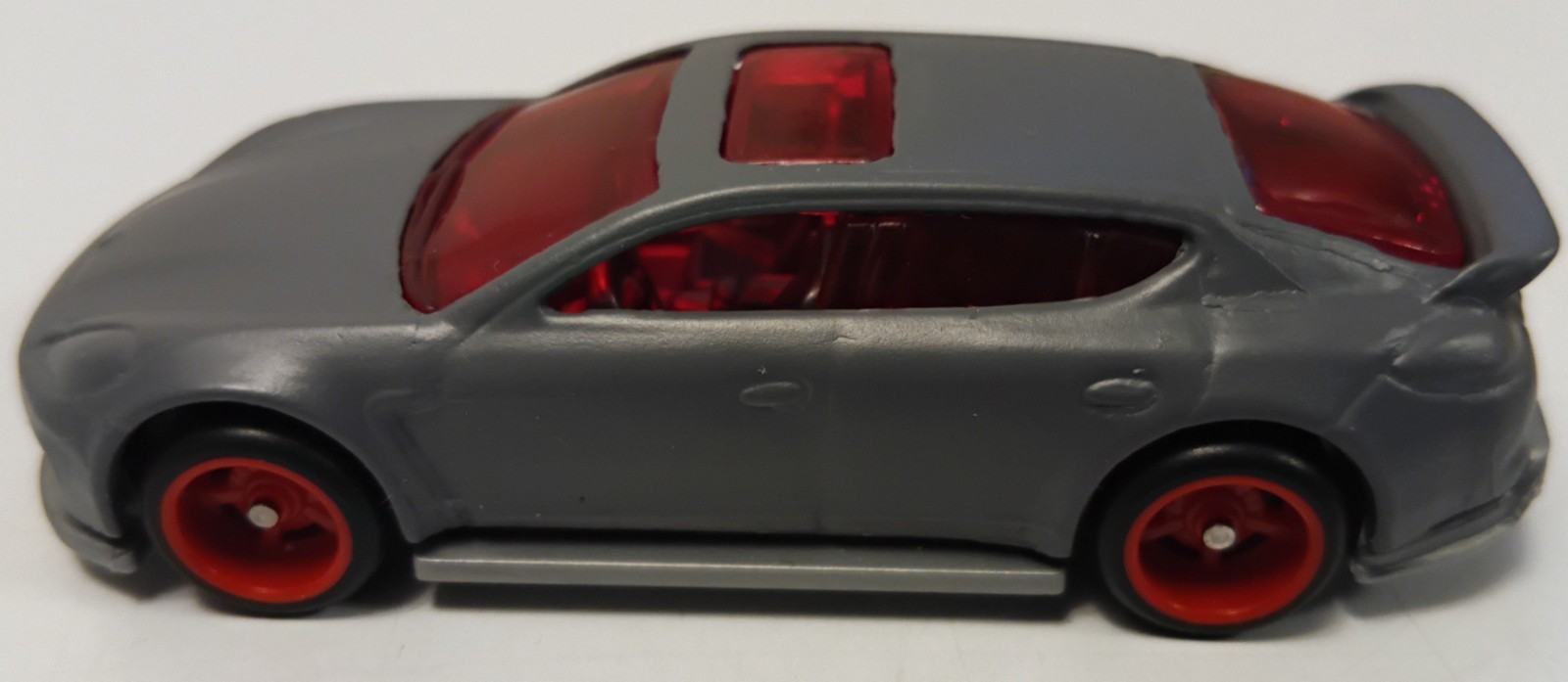 Hot Wheels: Porsche Panamera (Gone in Sixty Seconds Series 1-Noriko)