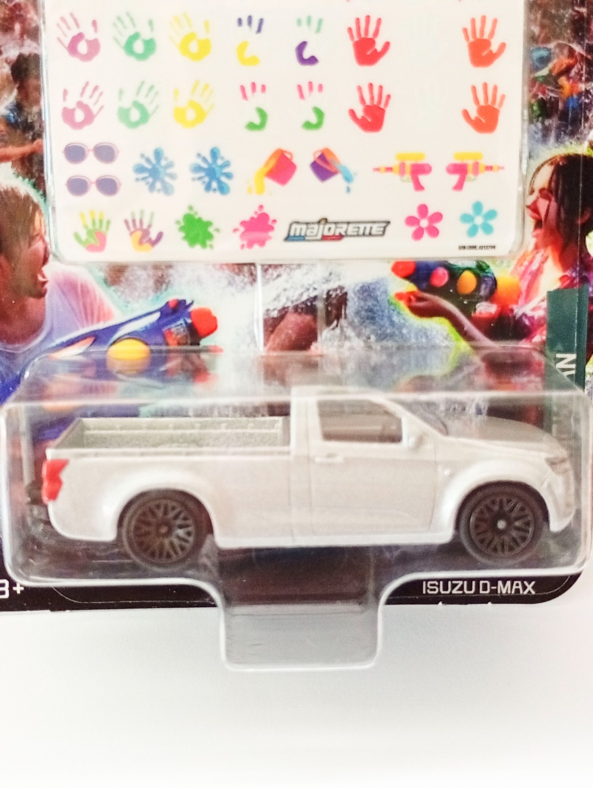 Majorette Isuzu D-Max Dmax Songkran Festival Light Silver 1:61 (3″) in Package