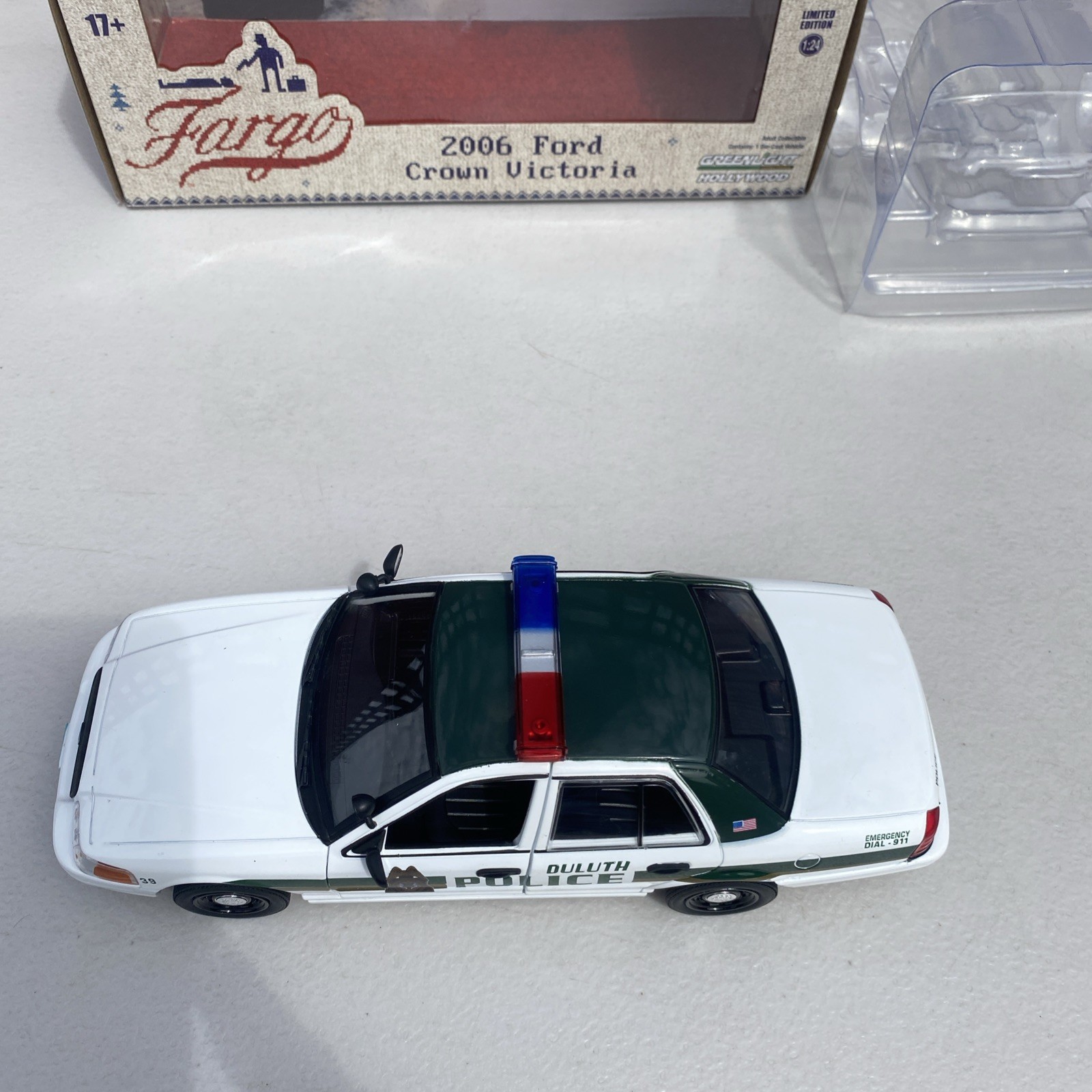 Greenlight Fargo 2006 Ford Crown Victora 1:24 Scale 84153 Hollywood Series