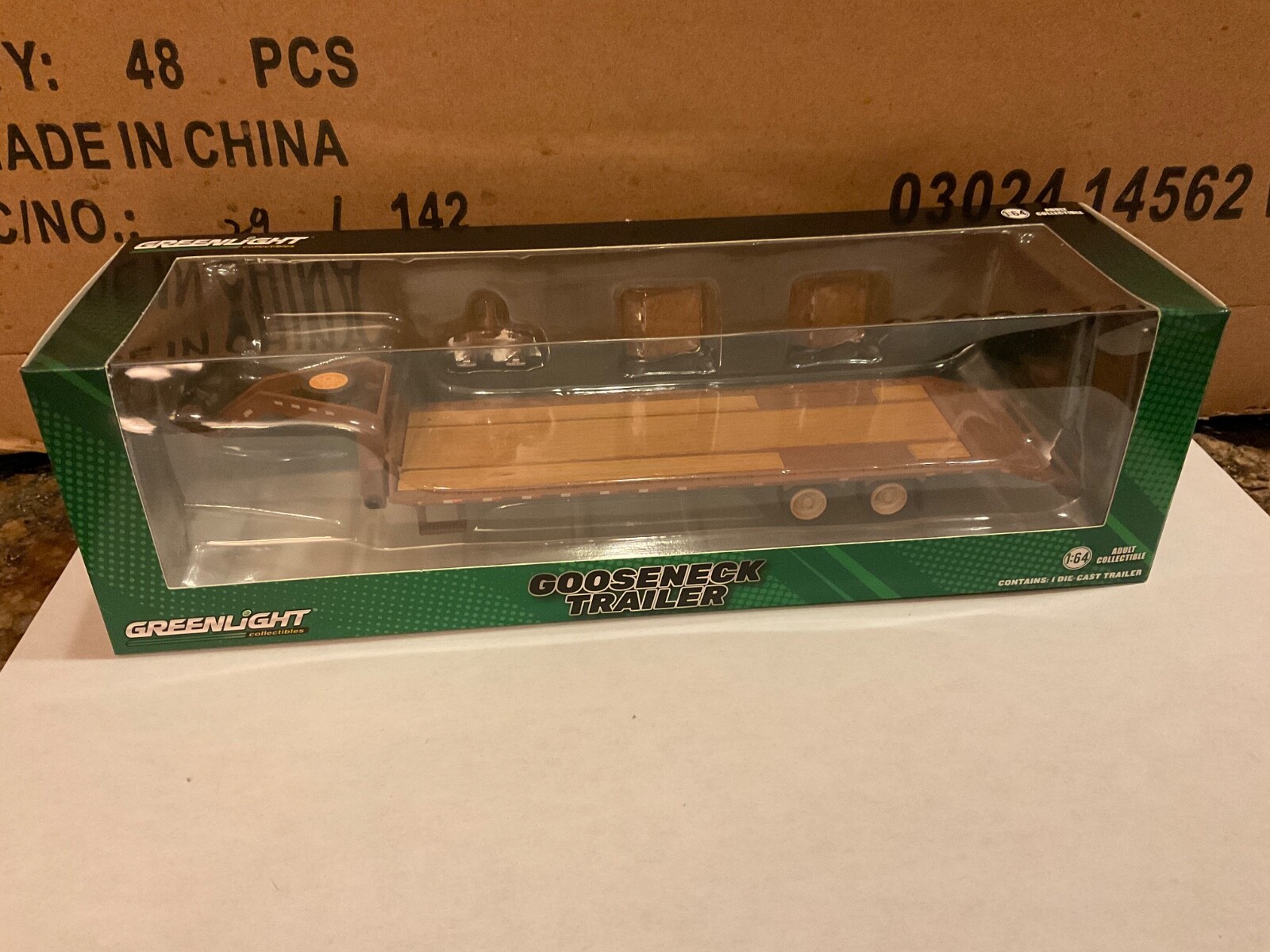 Greenlight Hobby Exclusive Gooseneck Trailer WEATHERED #30522