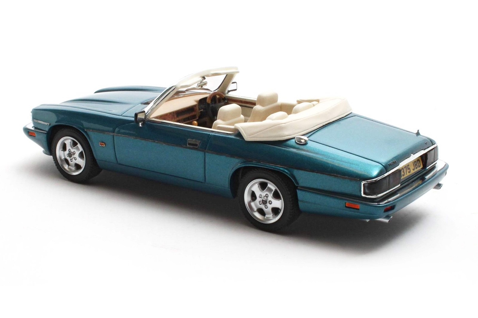 1995-96 Jaguar XJS Celebrity Conv. 1:43 Matrix Scale Models MX41001-253