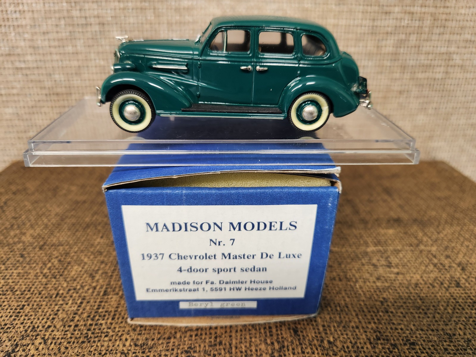 MADISON MODELS 1/43 DIECAST Nr 7 1937 CHEVROLET MASTER DE LUXE 4-DOOR SPORT SEDA