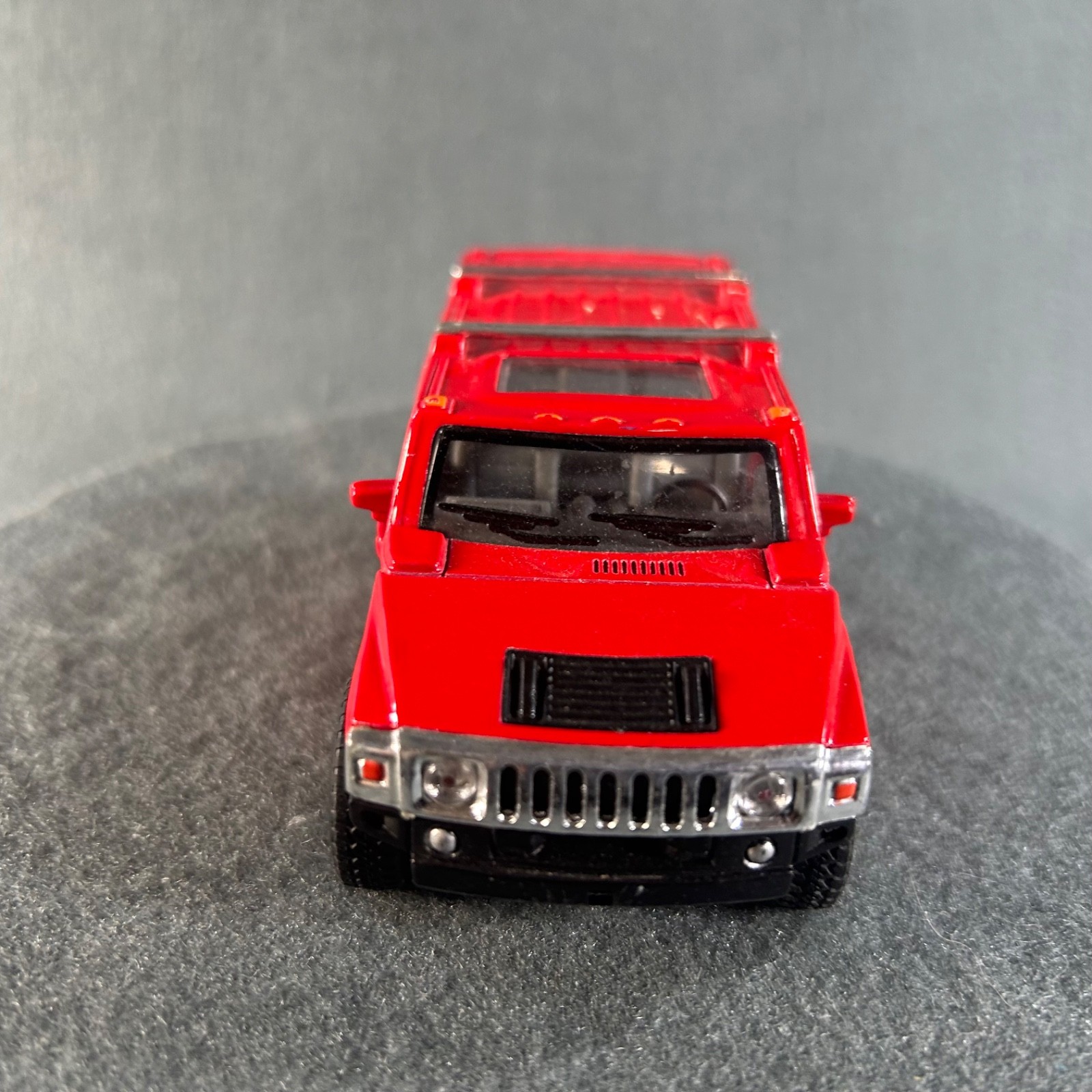 Kinsmart 2008 Hummer H2 SUV Red Diecast Vehicle Scale 1/40 Kintoy