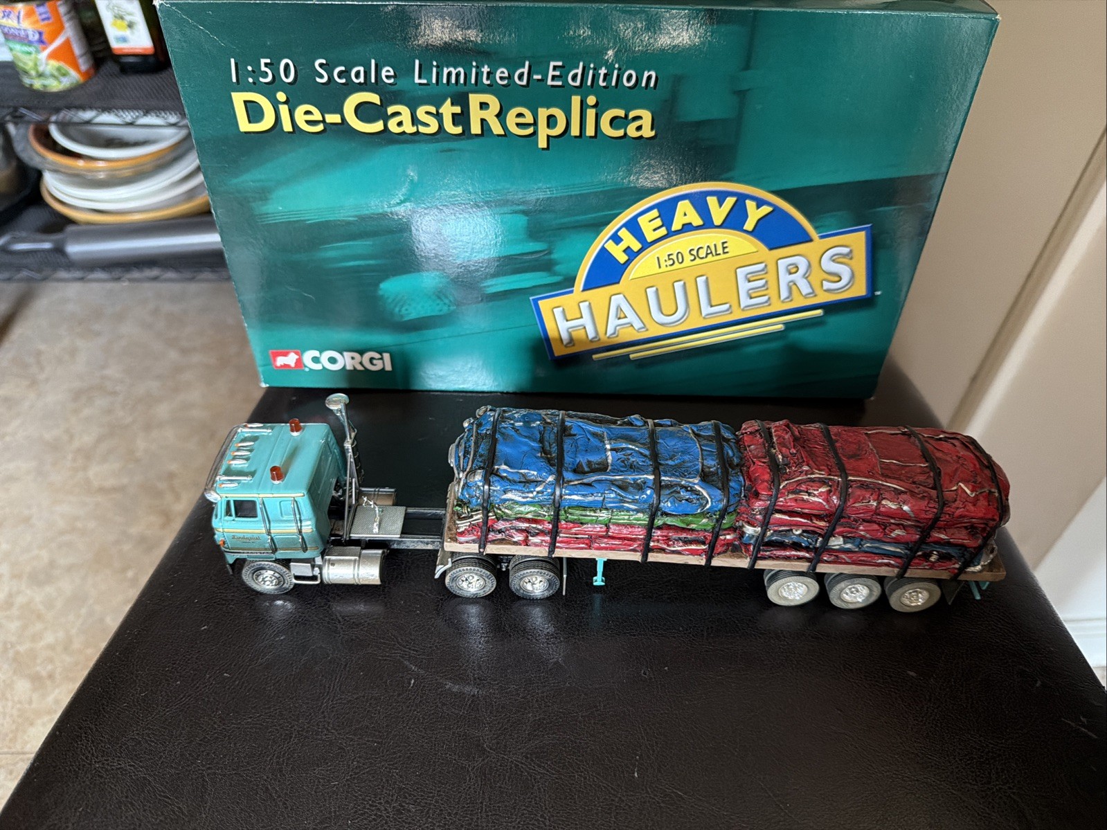 Corgi 1:50 International Transtar Lindquist Heavy Hauler NIB US51404