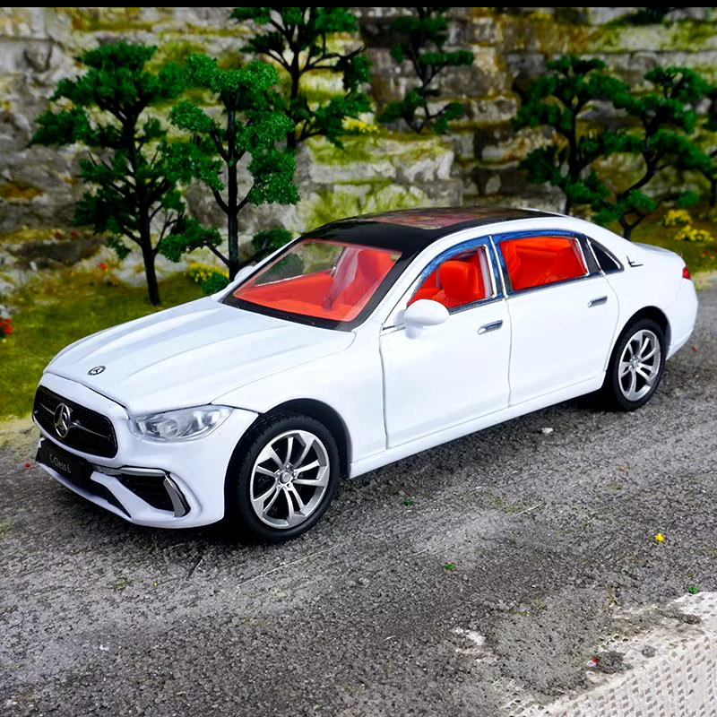 1/24 C260 L C-Class Alloy Car Model Diecasts Metal Toy Vehicles Car Model Simula