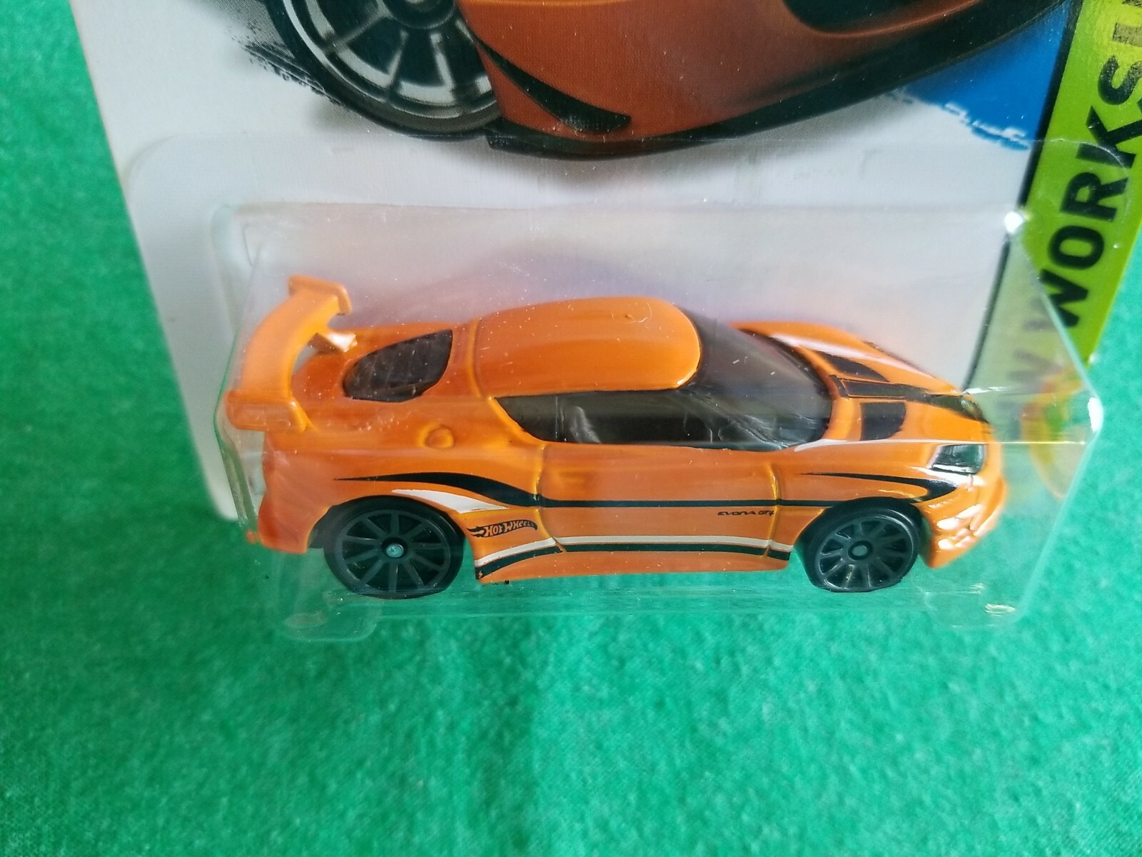 2014 Hot Wheels LOTUS EVORA GT4 Orange 193/250 GREAT CARD All Stars KMART COLOR