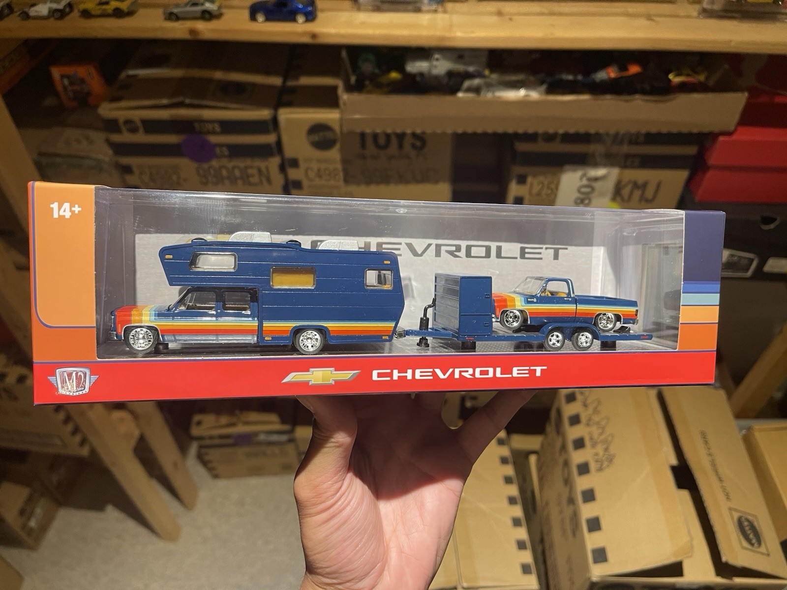 M2 Machines Hauler 1970s Chevy Cheyenne Super 30 Camper & C10 Silverado Set Blue