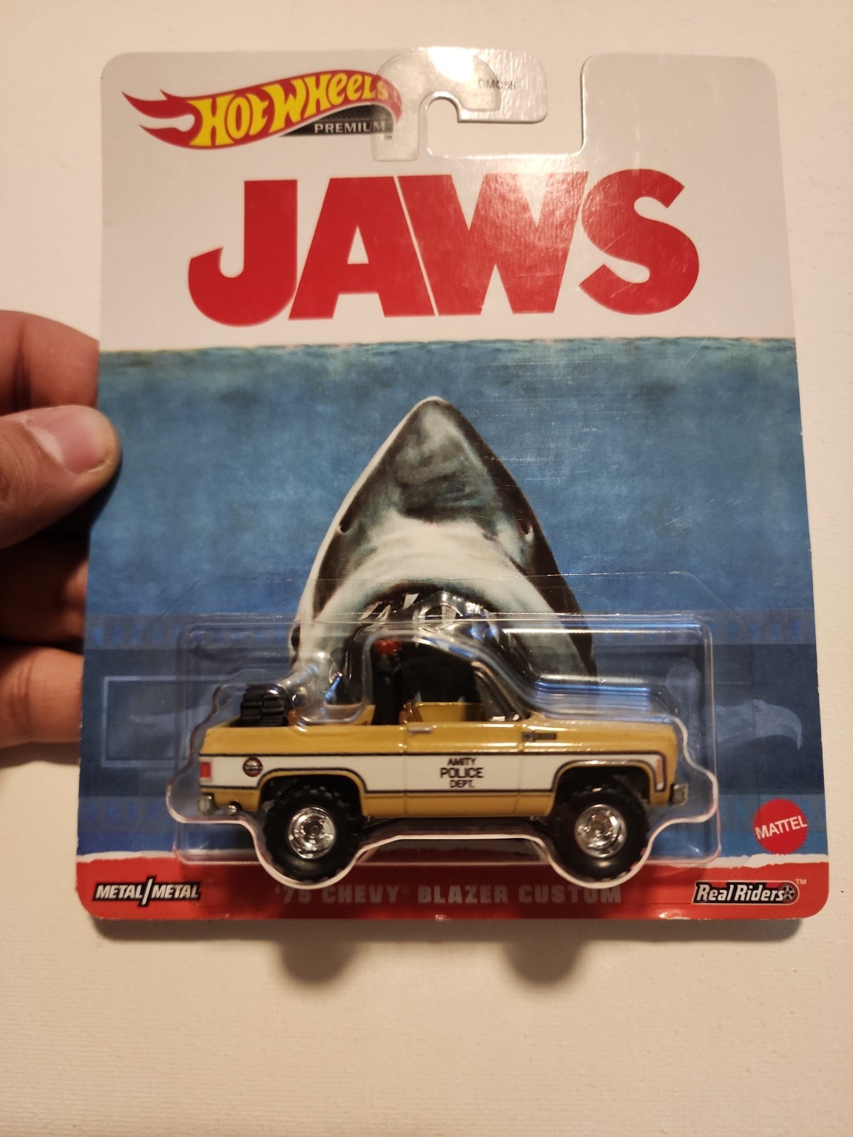 Hot Wheels 2023 Premium Pop Culture JAWS ’75 Chevy Blazer Real Riders