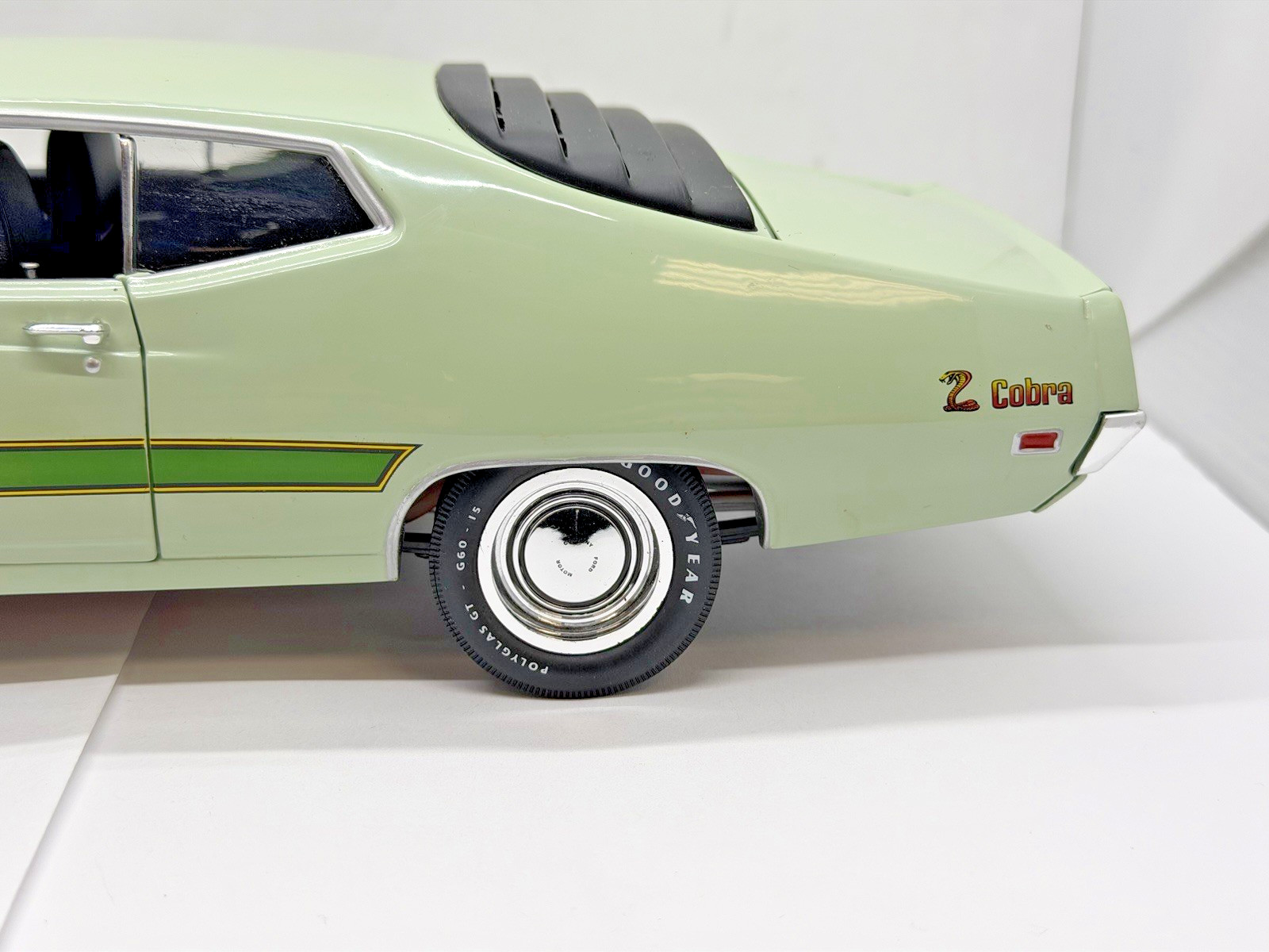 1971 Ford Torino GT Green 1:18 Scale Auto World Item 0054 Not in Box Bx7-4